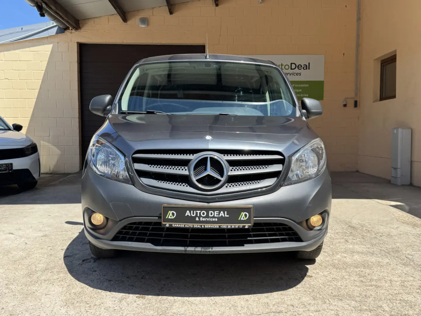 Mercedes-Benz Citan 109 CDI Lang/Navi/Clime 90cv Gris - 2