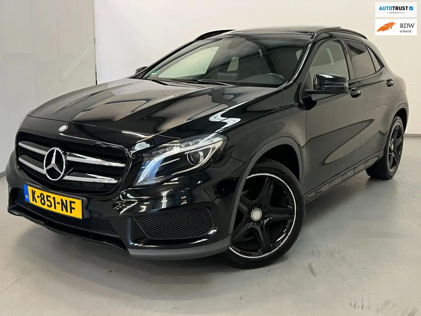 Mercedes-Benz GLA 200 200d / AMG / Pano / Sfeerverlichting Noir - 1