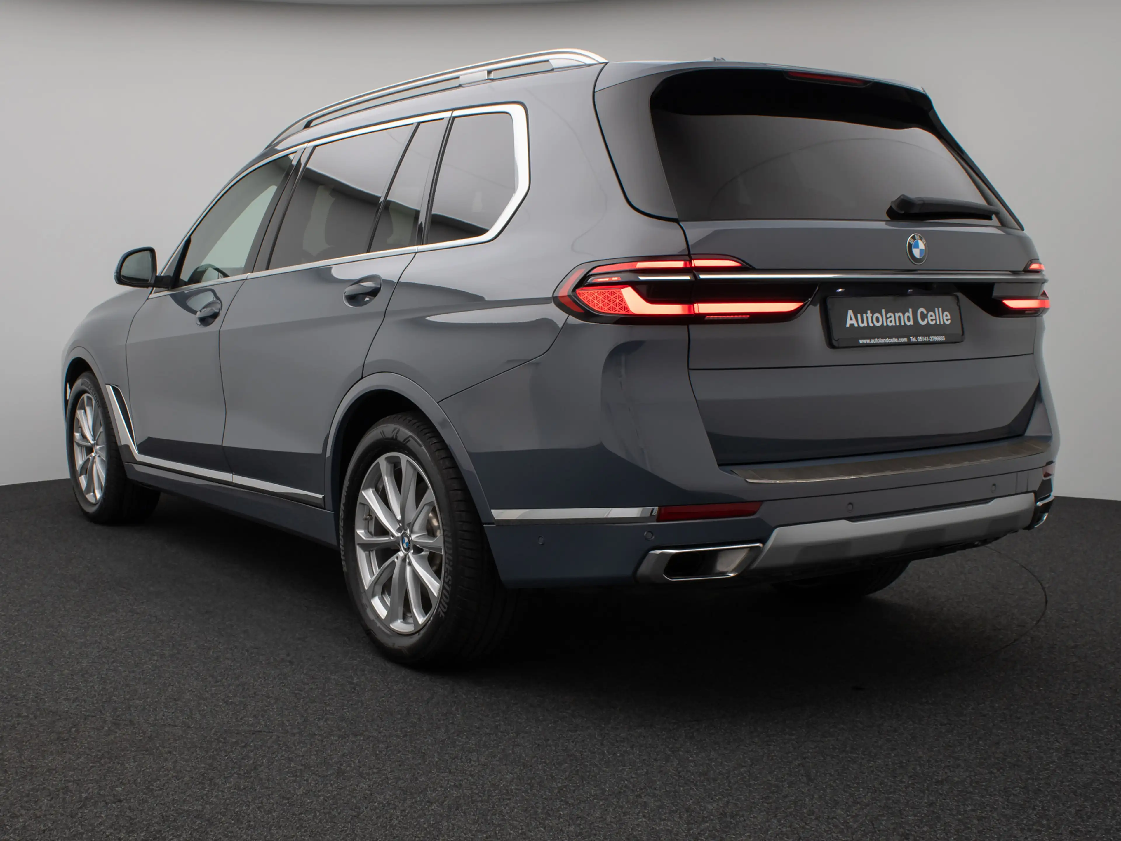 BMW X7 xD40d Panorama 360°HUD DAB H K Massage SoftCl — photo 9
