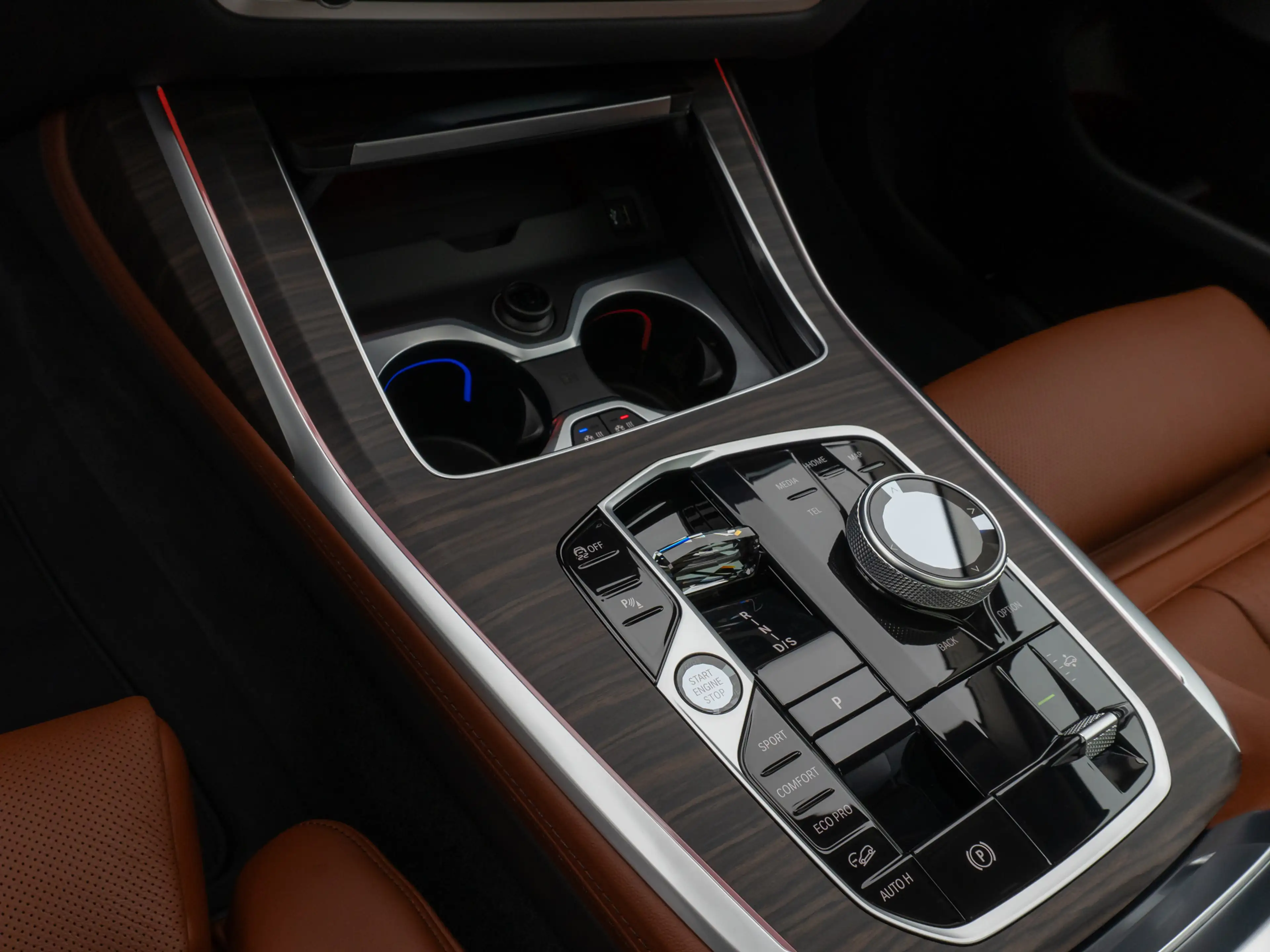 BMW X7 xD40d Panorama 360°HUD DAB H K Massage SoftCl — photo 22
