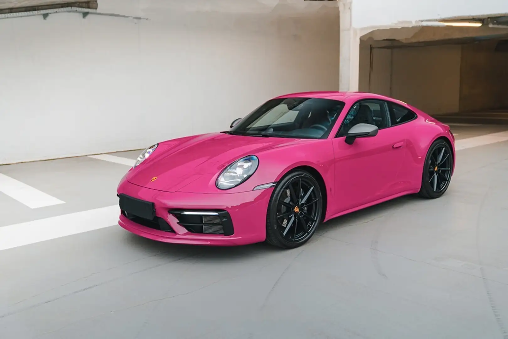 Porsche 992 911 Carrera T, PTS ruby star néo - 1