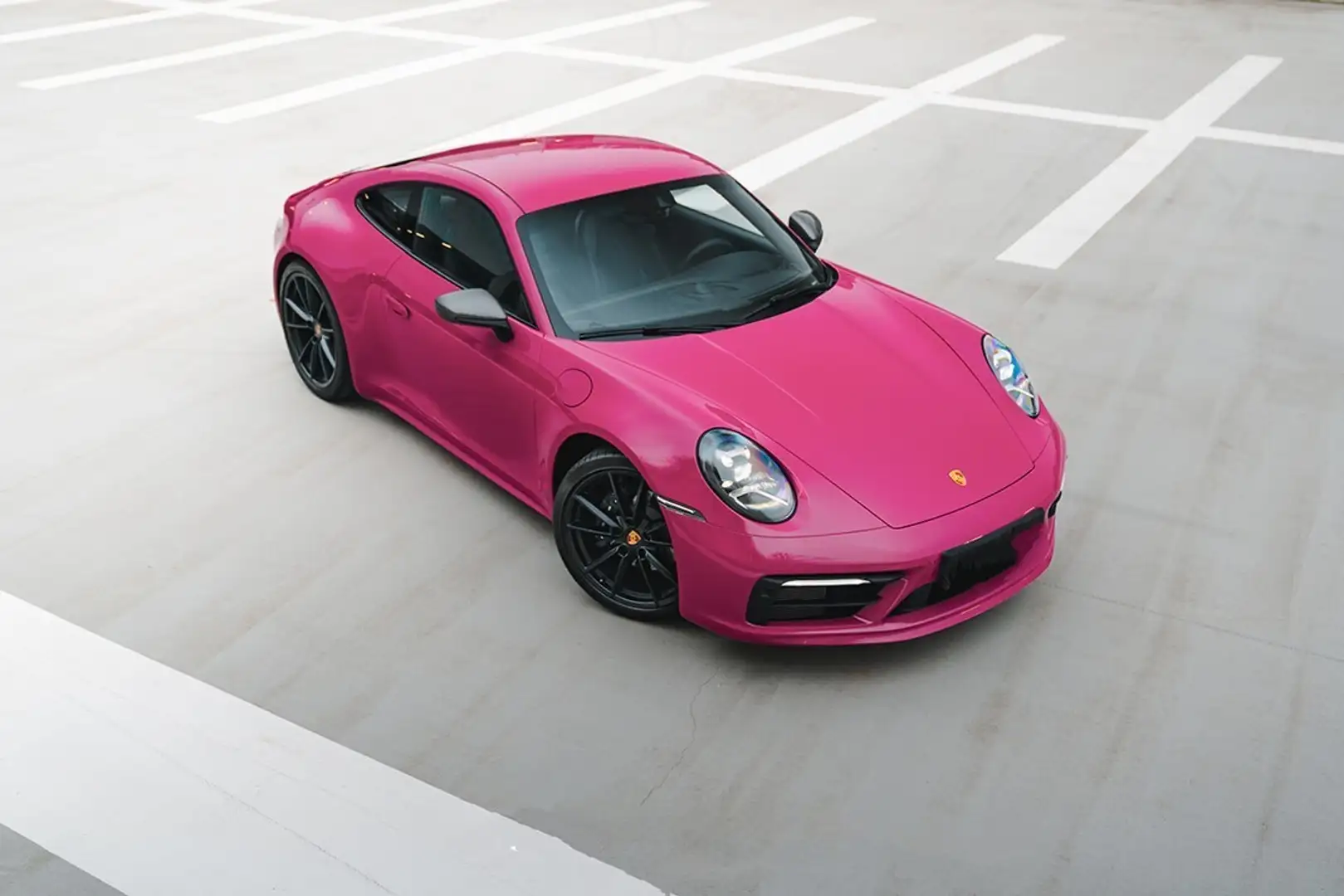 Porsche 992 911 Carrera T, PTS ruby star néo Mauve - 1
