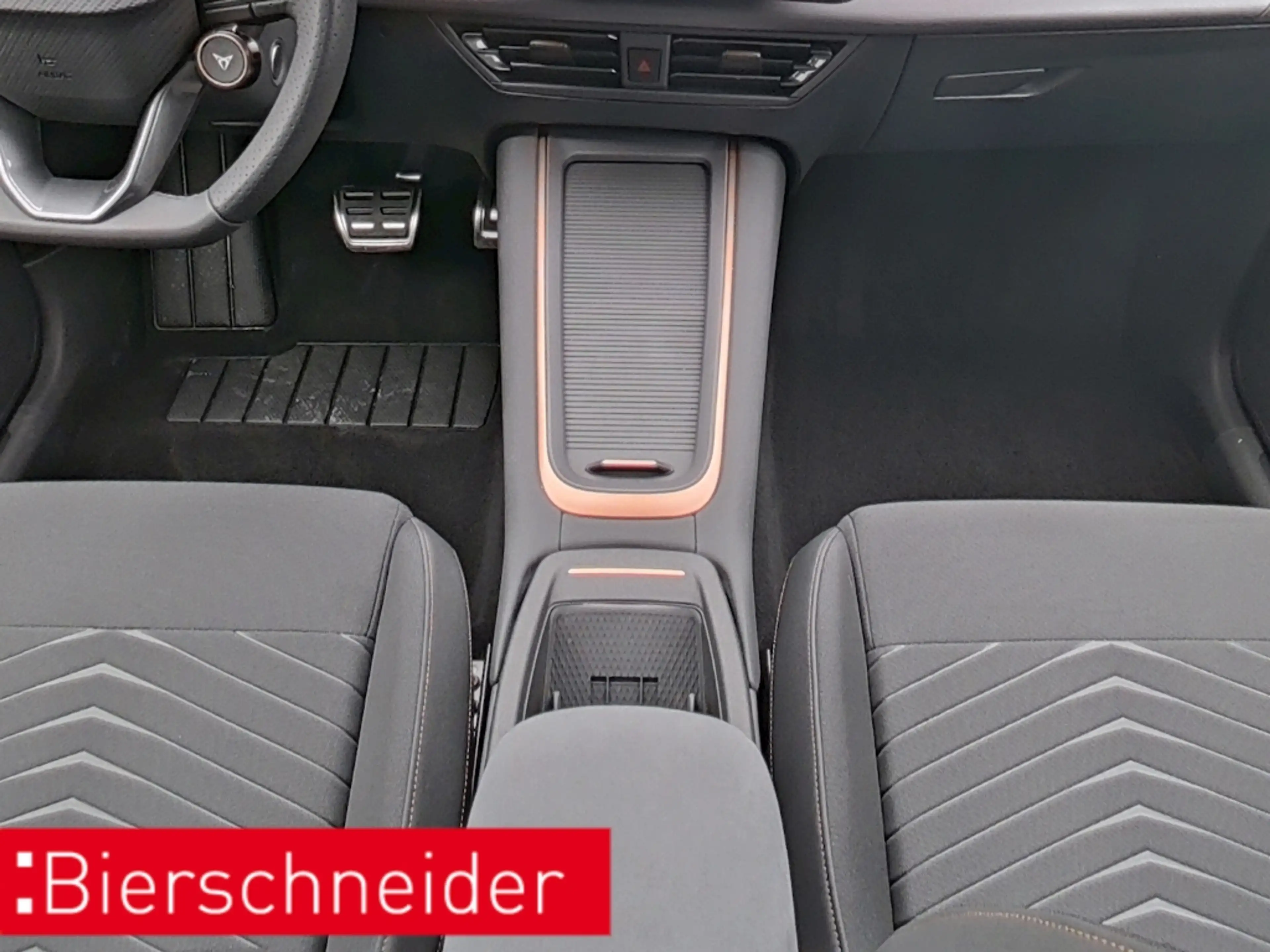 CUPRA Born 5-J-GAR NAVI KAMERA LED ACC — photo 15
