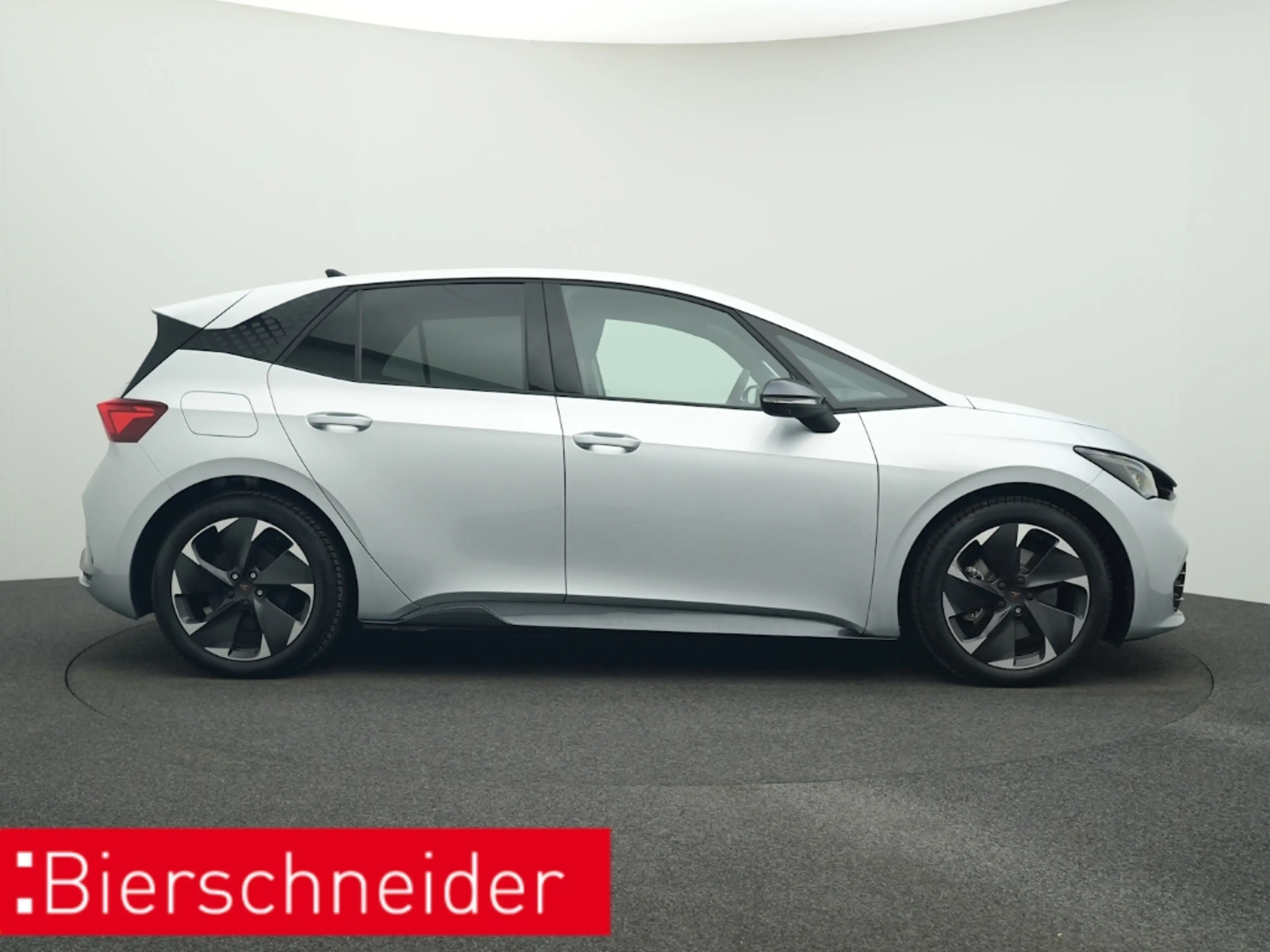 CUPRA Born 5-J-GAR NAVI KAMERA LED ACC — photo 7