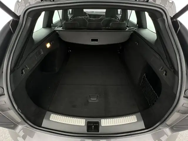 Opel Insignia view 17