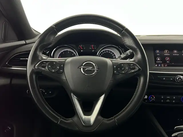 Opel Insignia view 15