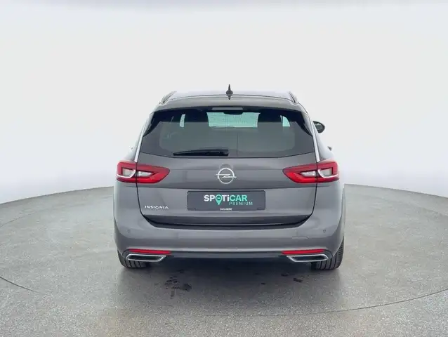 Opel Insignia view 4