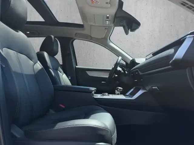 Mazda CX-60 view 13