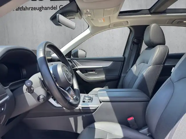 Mazda CX-60 view 9
