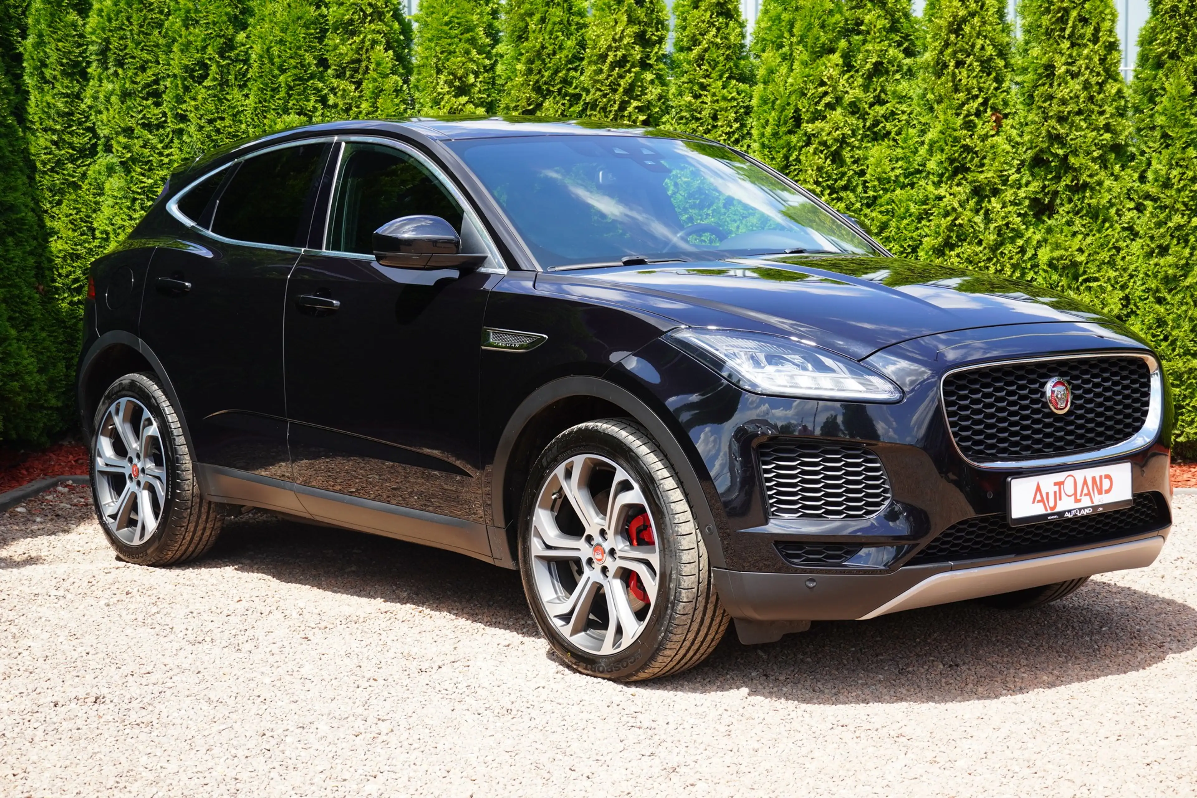 Jaguar E-Pace E-PACE 2.0 AWD LED Kamera Sitzheizung Tempomat — photo 6