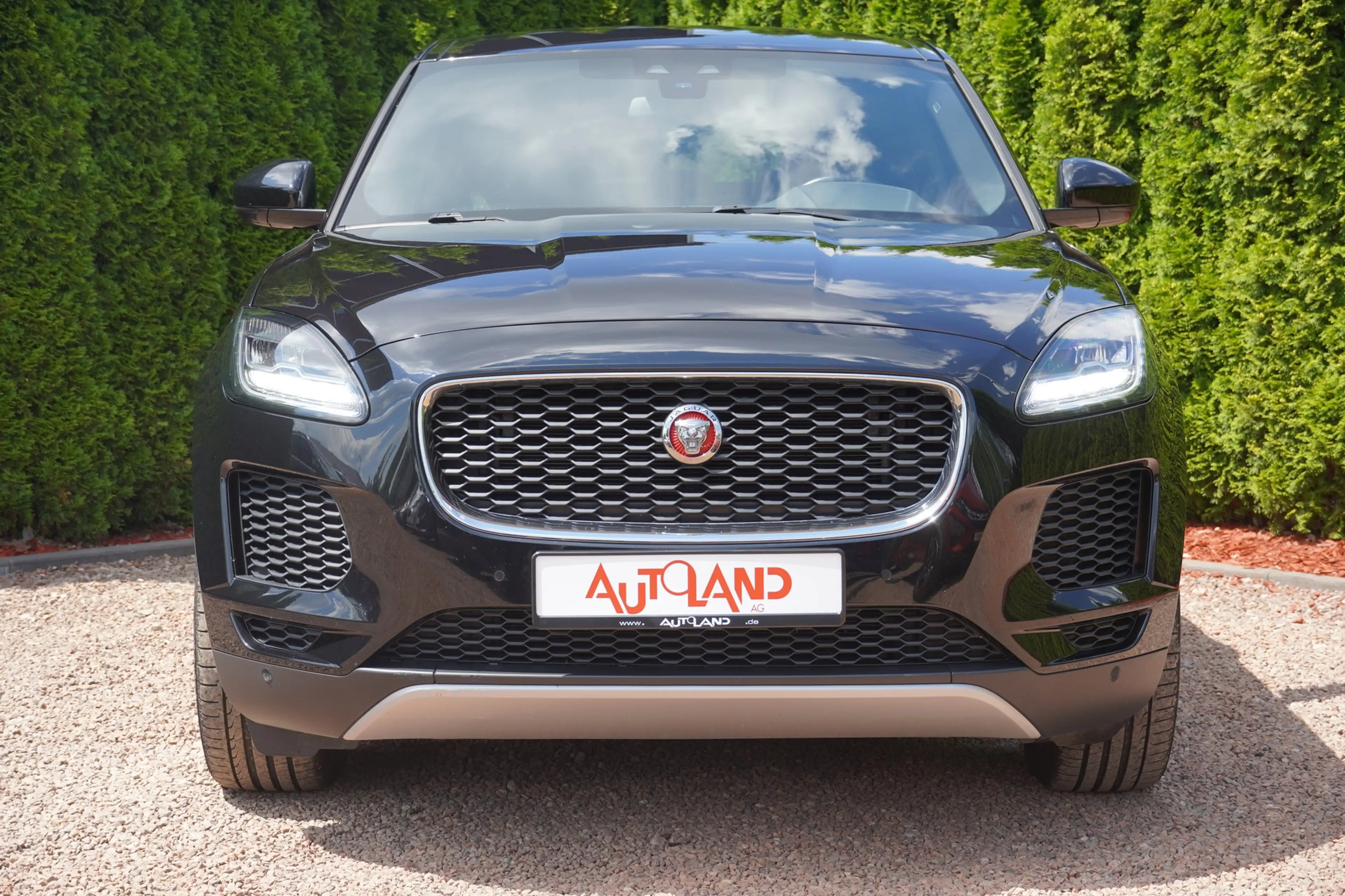 Jaguar E-Pace E-PACE 2.0 AWD LED Kamera Sitzheizung Tempomat — photo 7