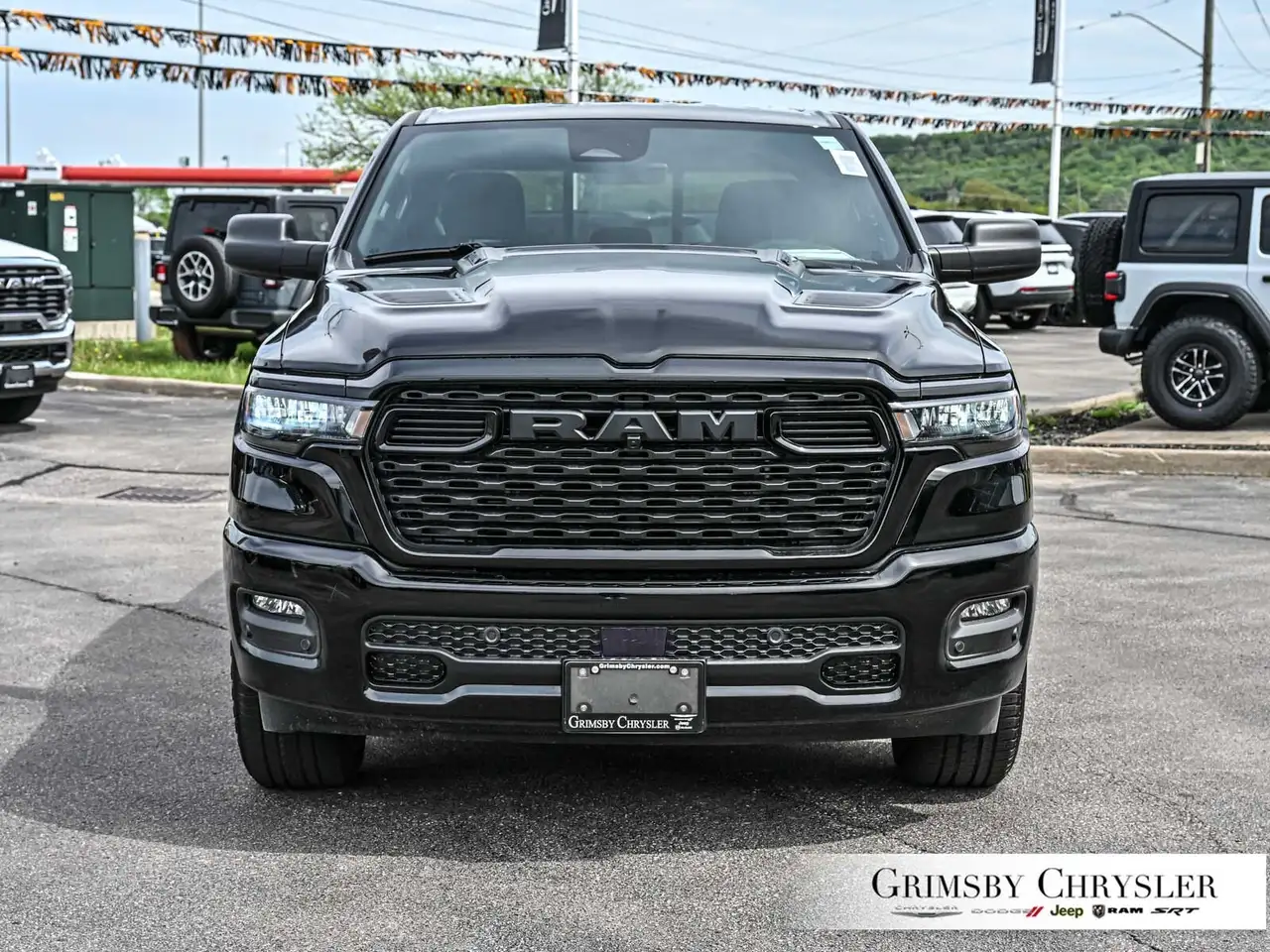 RAM 1500 снимка RAM 1500