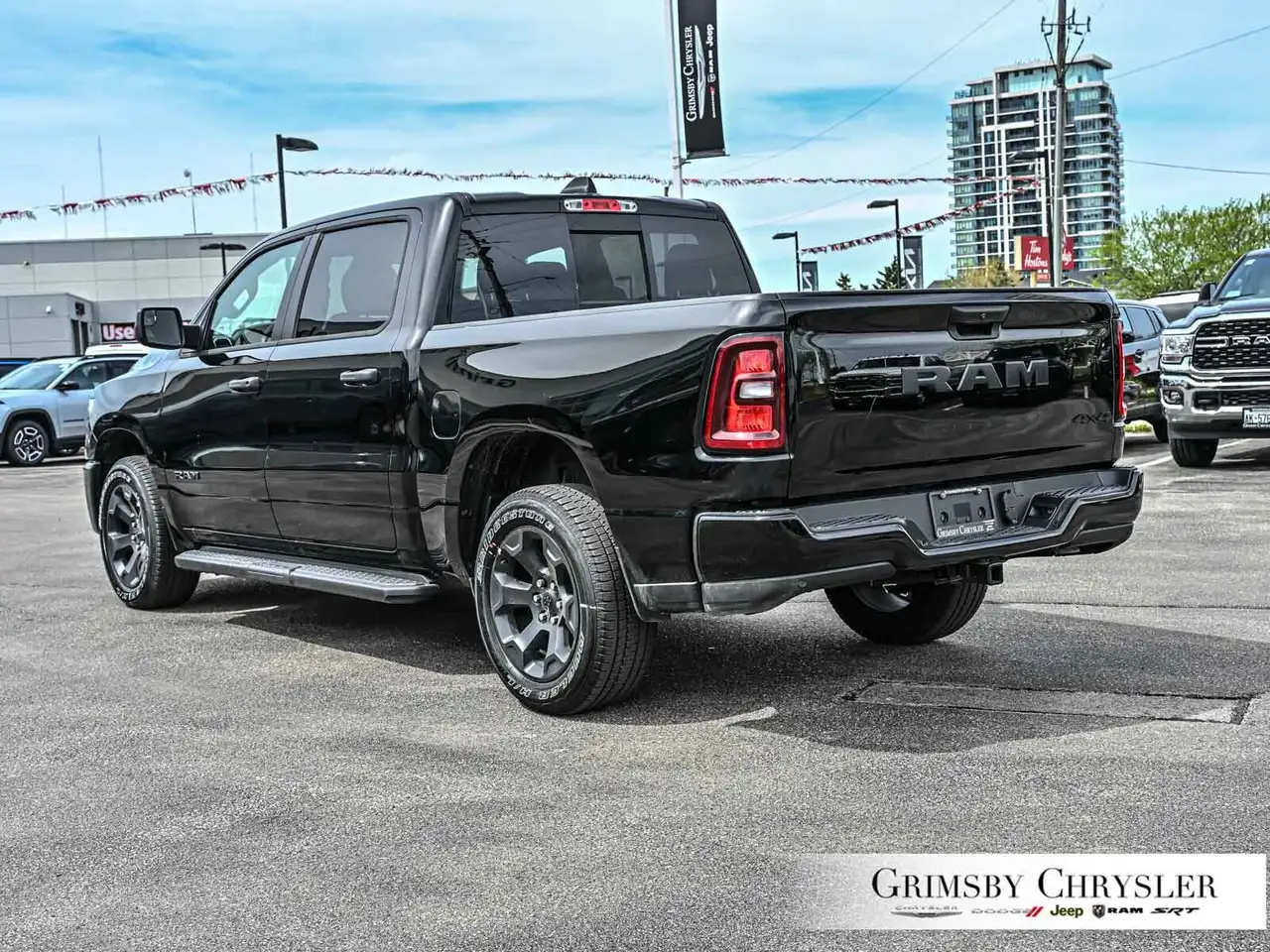 RAM 1500 снимка RAM 1500