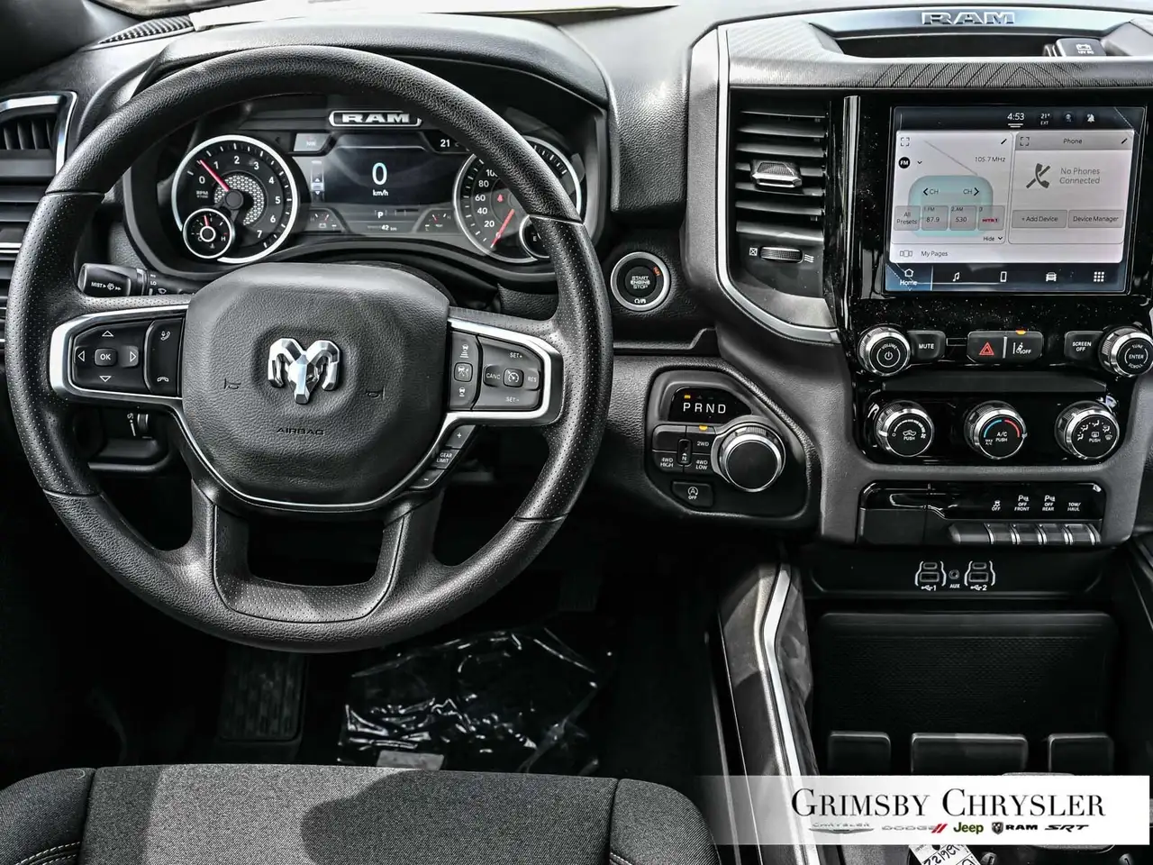 RAM 1500 снимка RAM 1500