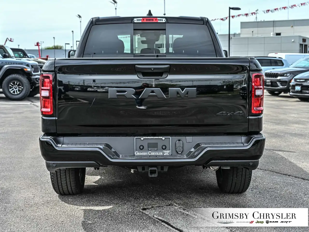 RAM 1500 снимка RAM 1500