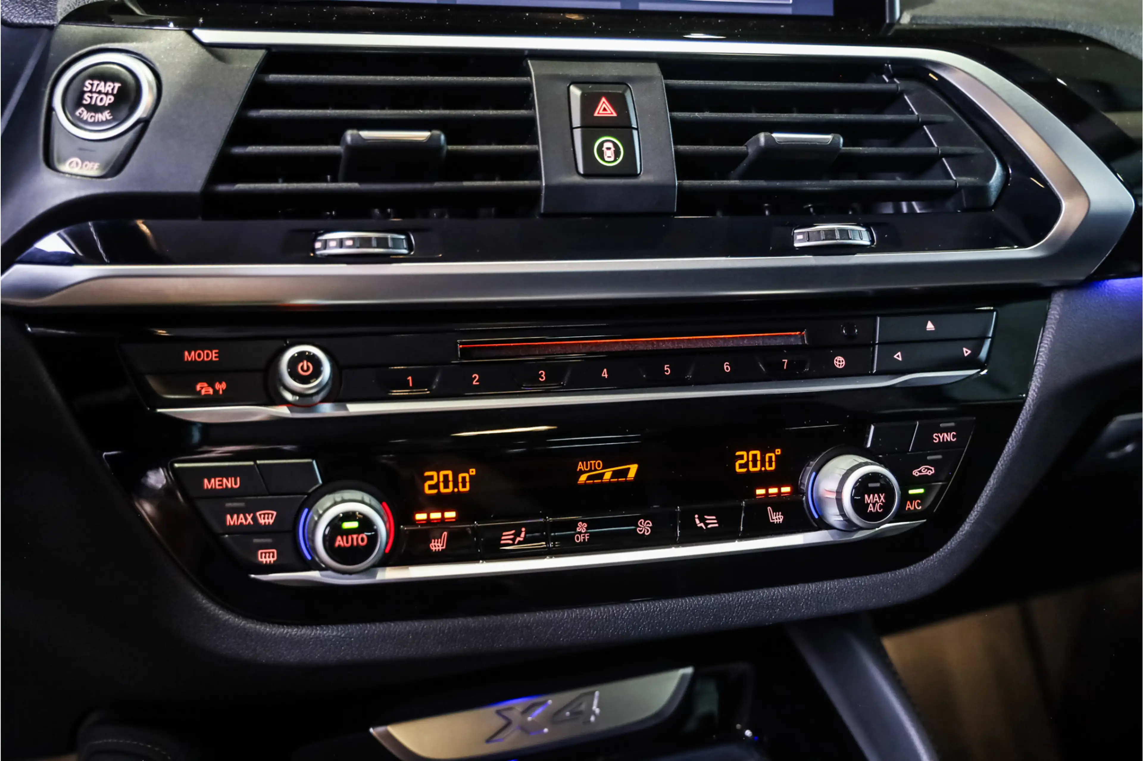 BMW X4 xDrive20i High Executive X-Line Sportstoelen D.Led — photo 20