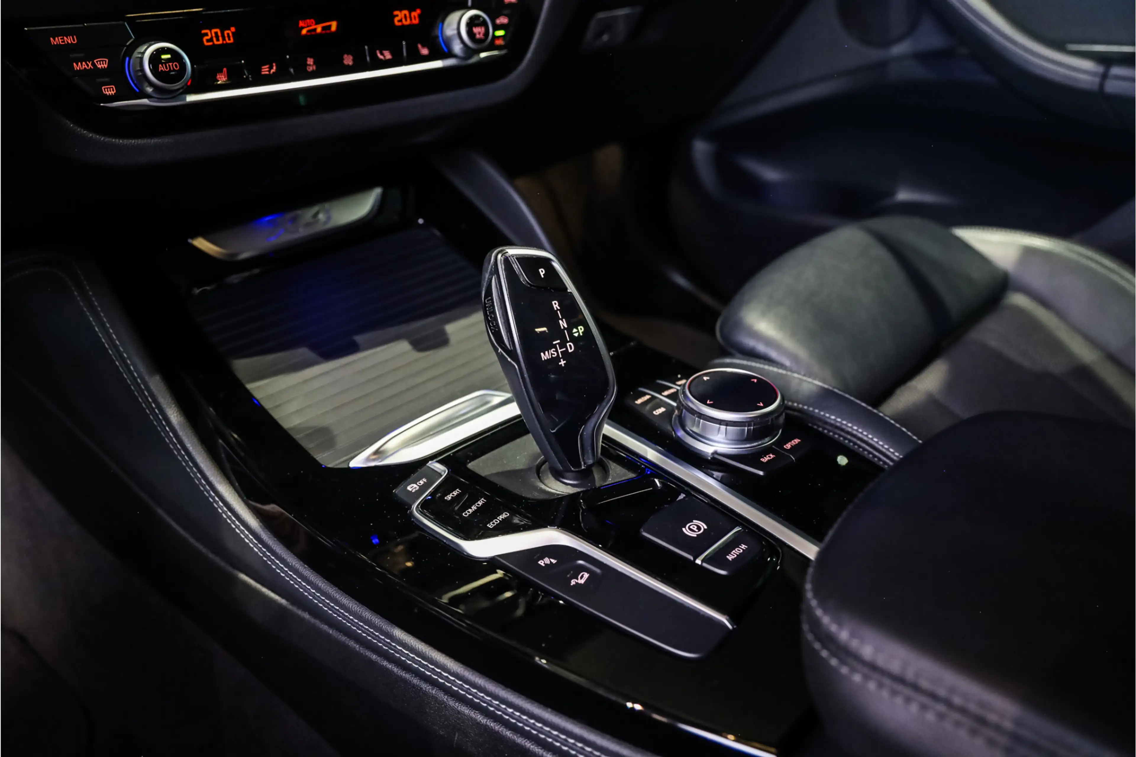 BMW X4 xDrive20i High Executive X-Line Sportstoelen D.Led — photo 18