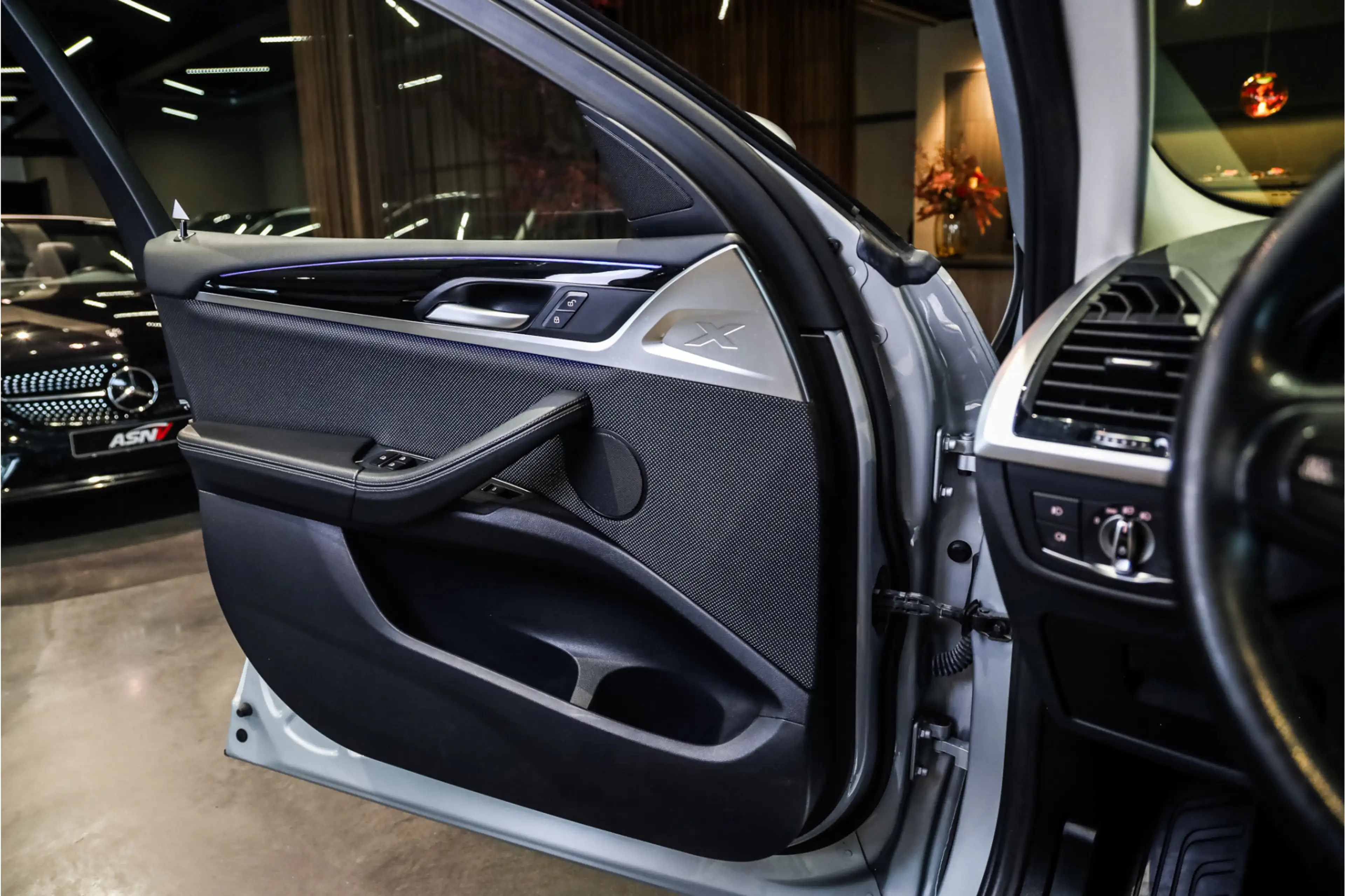 BMW X4 xDrive20i High Executive X-Line Sportstoelen D.Led — photo 23