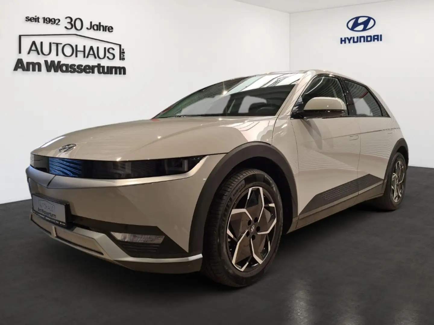 Hyundai IONIQ 5 Dynamiq Elektro 58 kWh NAVI LED sofort Verfügbar Grau - 1