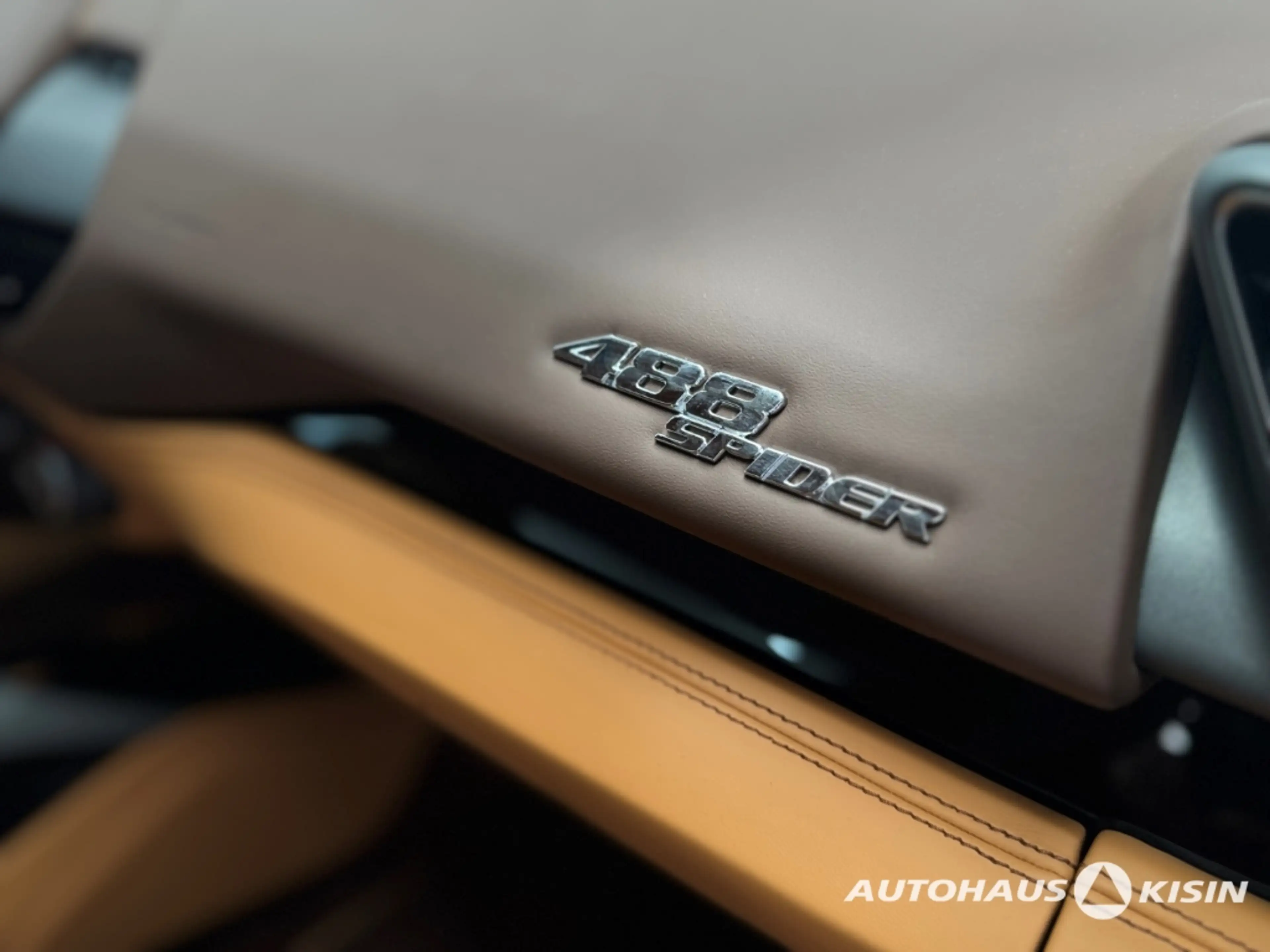 Ferrari 488 NeroDS/AFS/JBL/Kamera/RSFE — photo 12