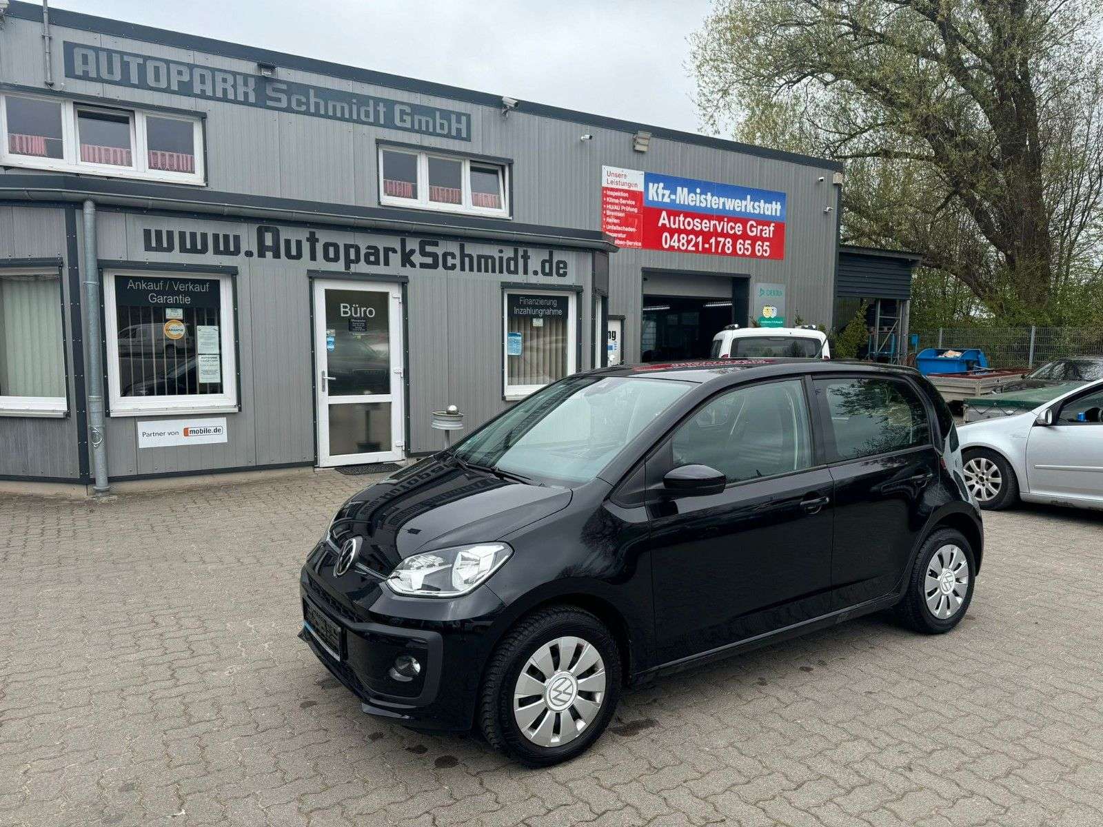 Second hand Volkswagen Up! 1.0