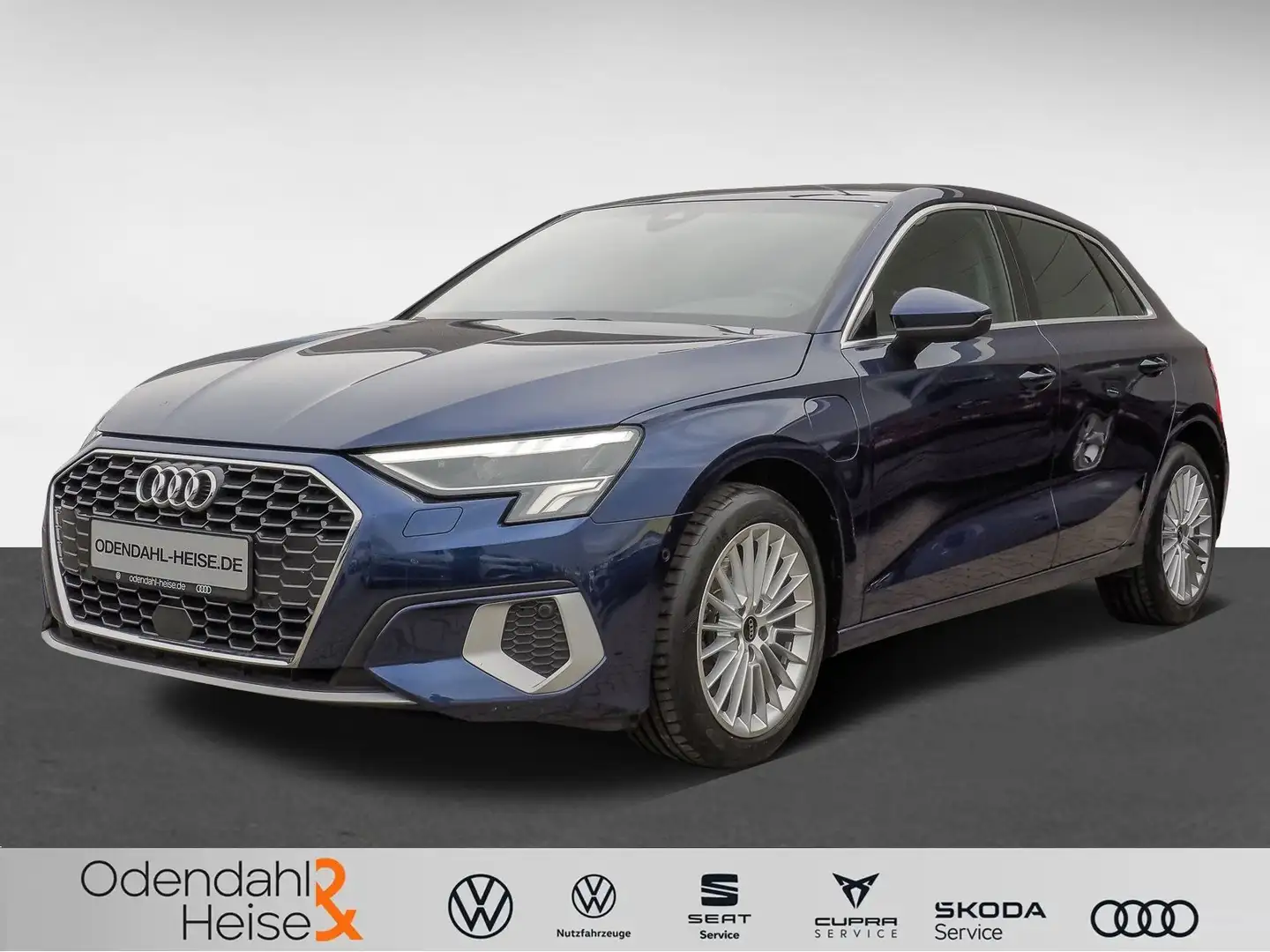 Audi A3 Sportback advanced 40 TFSI e S tronic NAVI/ KAM Blauw - 1