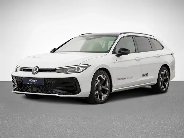 Volkswagen Passat view 2
