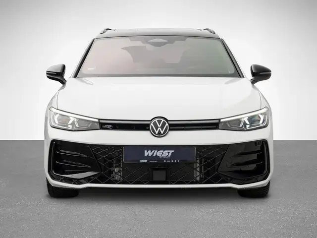 Volkswagen Passat view 8