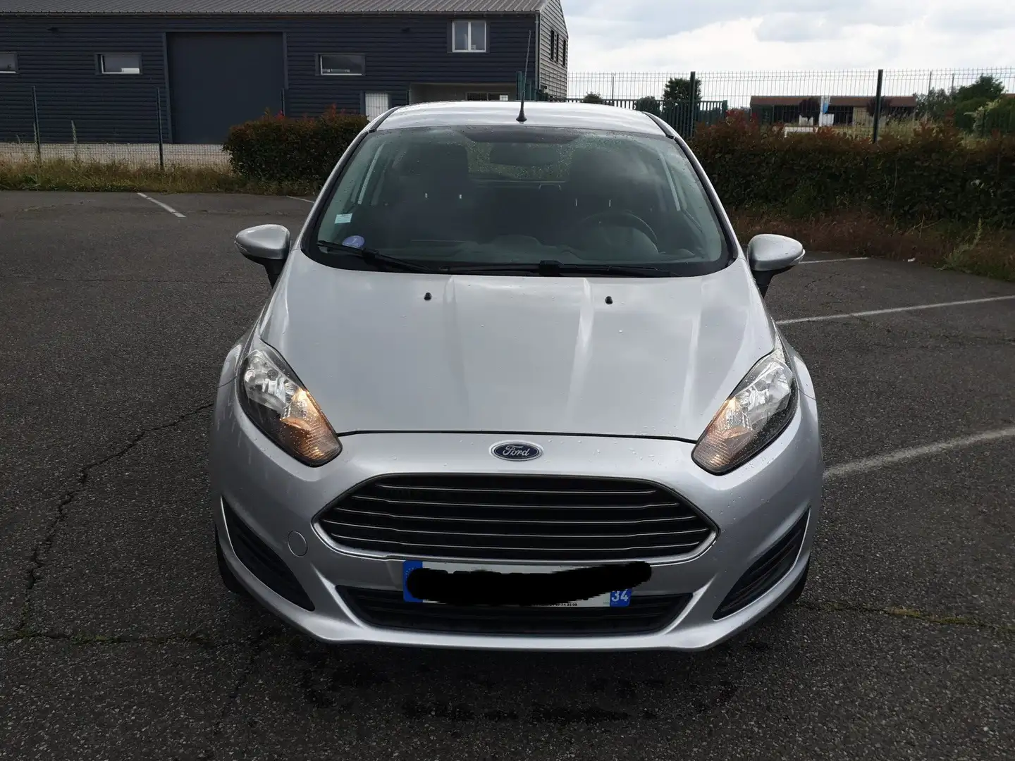 Ford Fiesta Fiesta 1.0 EcoBoost 100 S Gris - 2