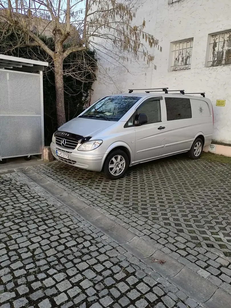 Mercedes-Benz W 114/115 Strich-Acht - 1