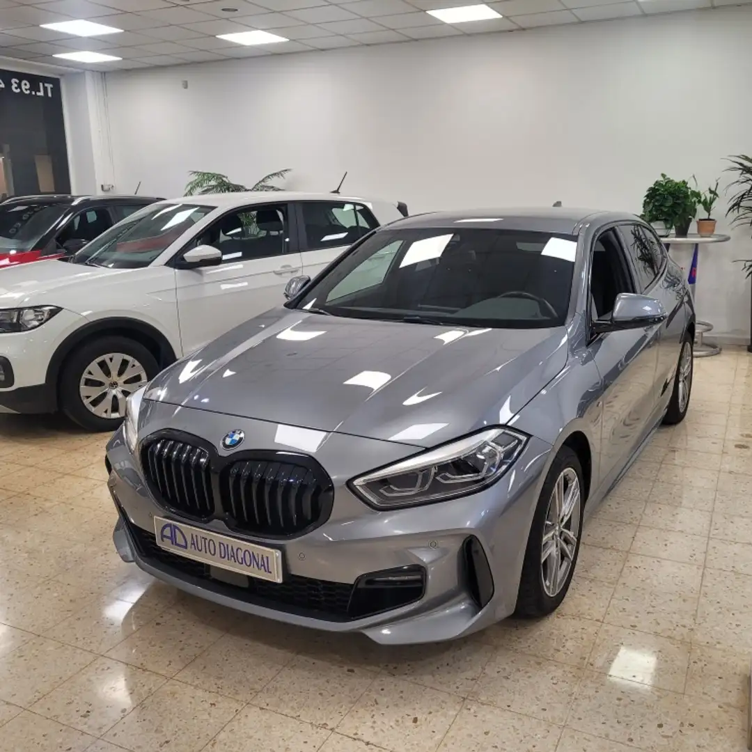 BMW 118 118i M Sport Grau - 2