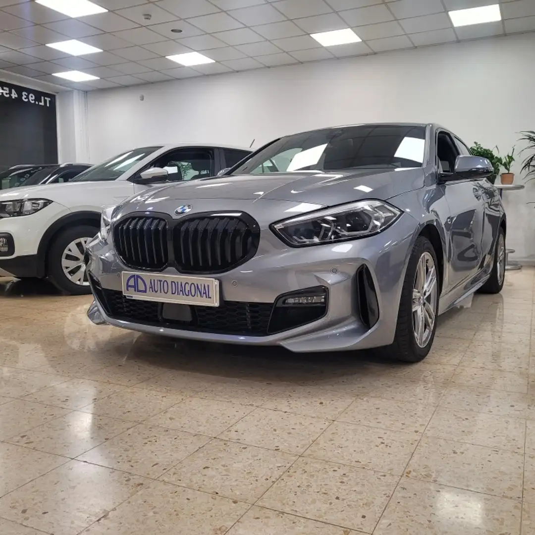 BMW 118 118i M Sport Grau - 1
