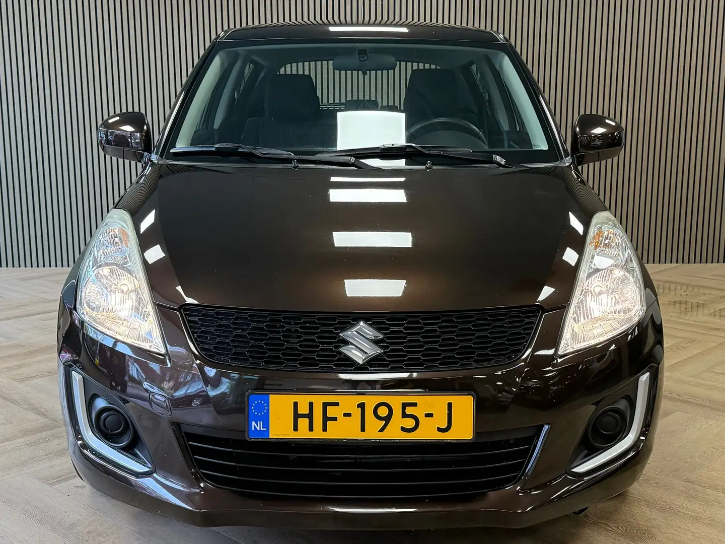 Suzuki Swift 1.2 Comfort EASSS AIRCO MEDIASCHERM USB 84.806KM Brun - 2