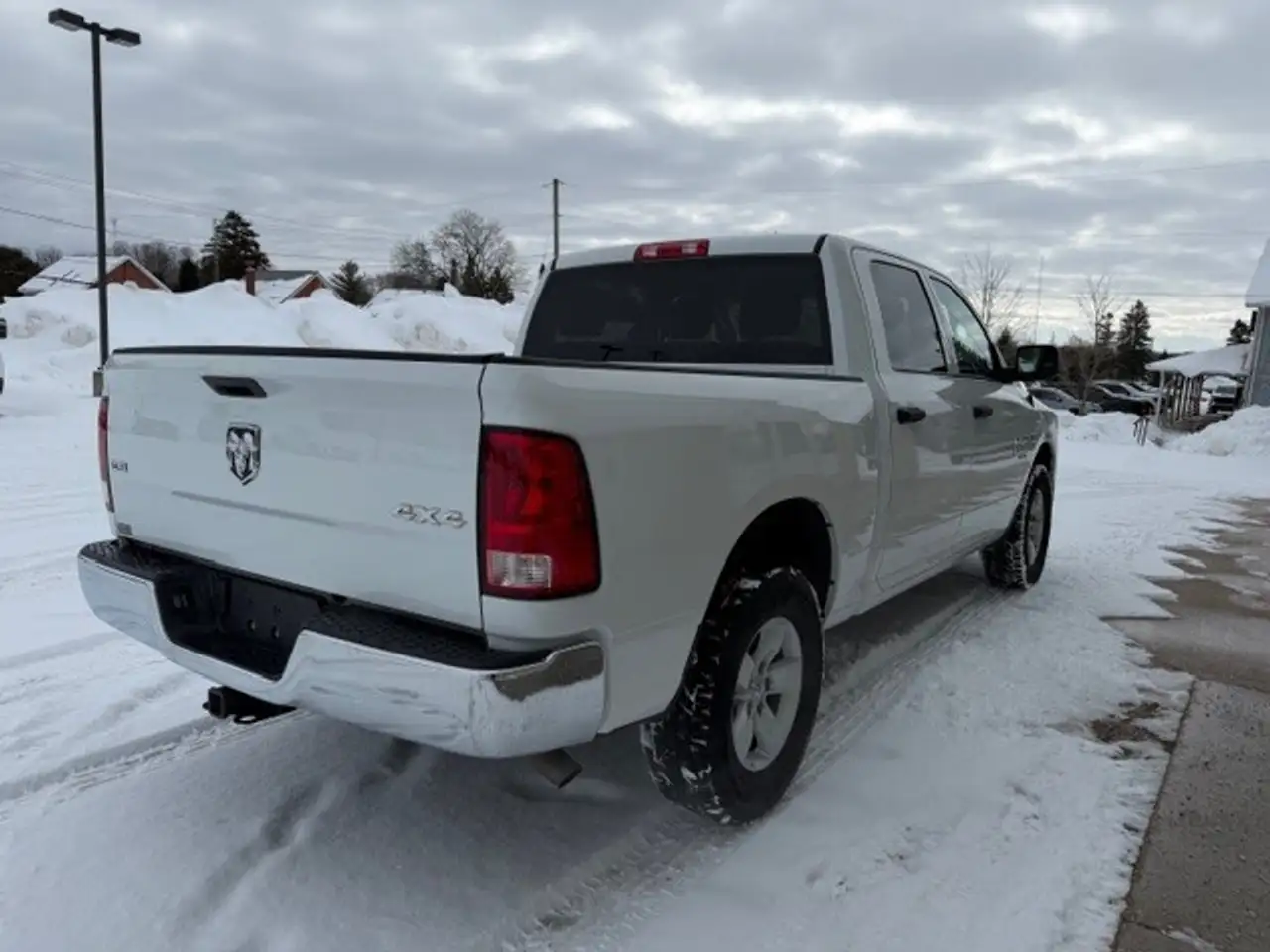 RAM 1500 снимка RAM 1500