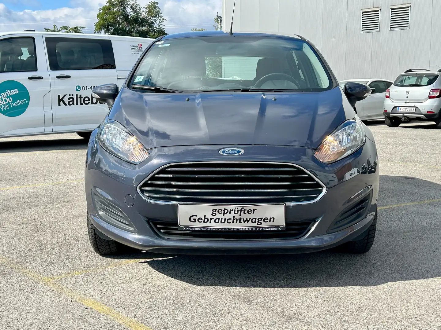 Ford Fiesta Fiesta Trend 1,0 Start/Stop Trend Start/Stop Grau - 2