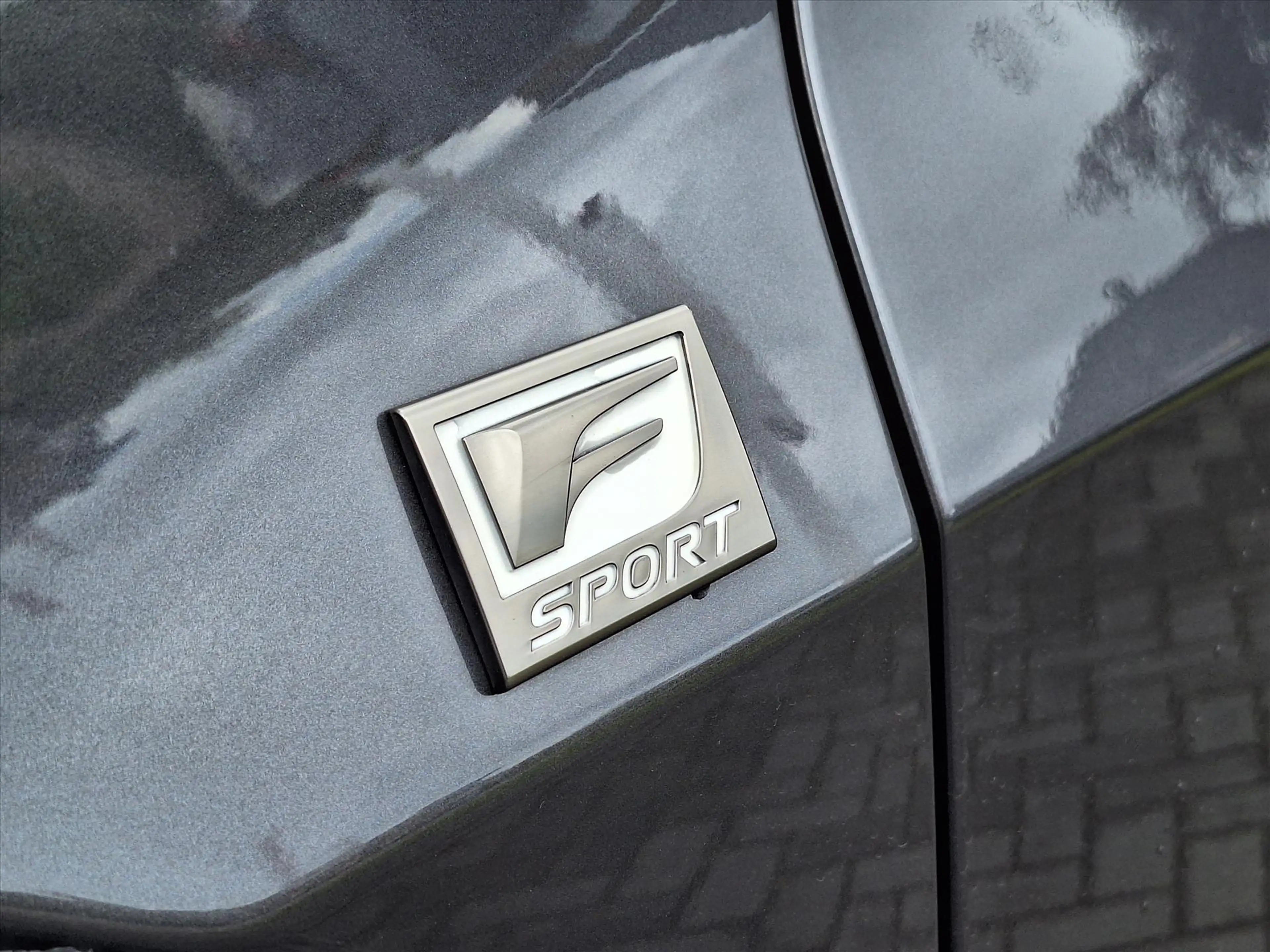 Lexus UX 250h F Sport Line | Head up display, Dodehoekherkenning — photo 18