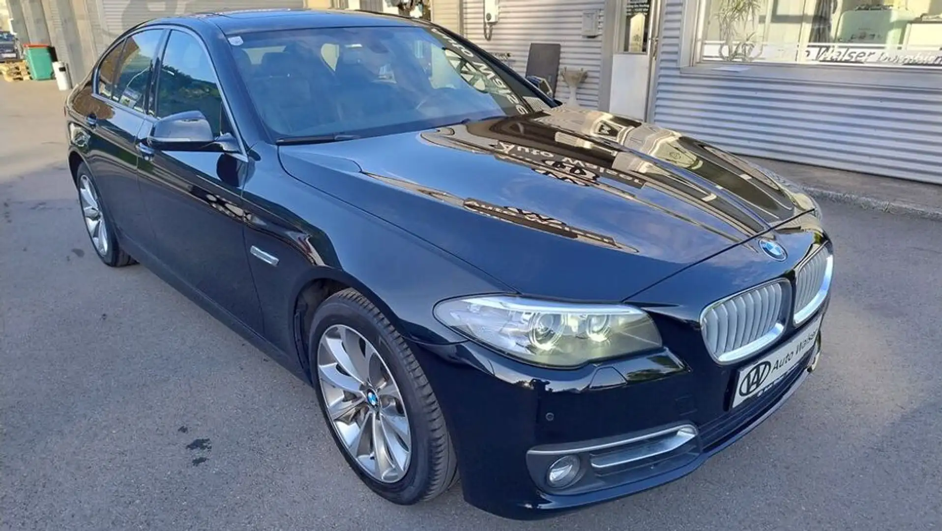 BMW 535 d Aut. xDrive Erstbesitz Zwart - 2