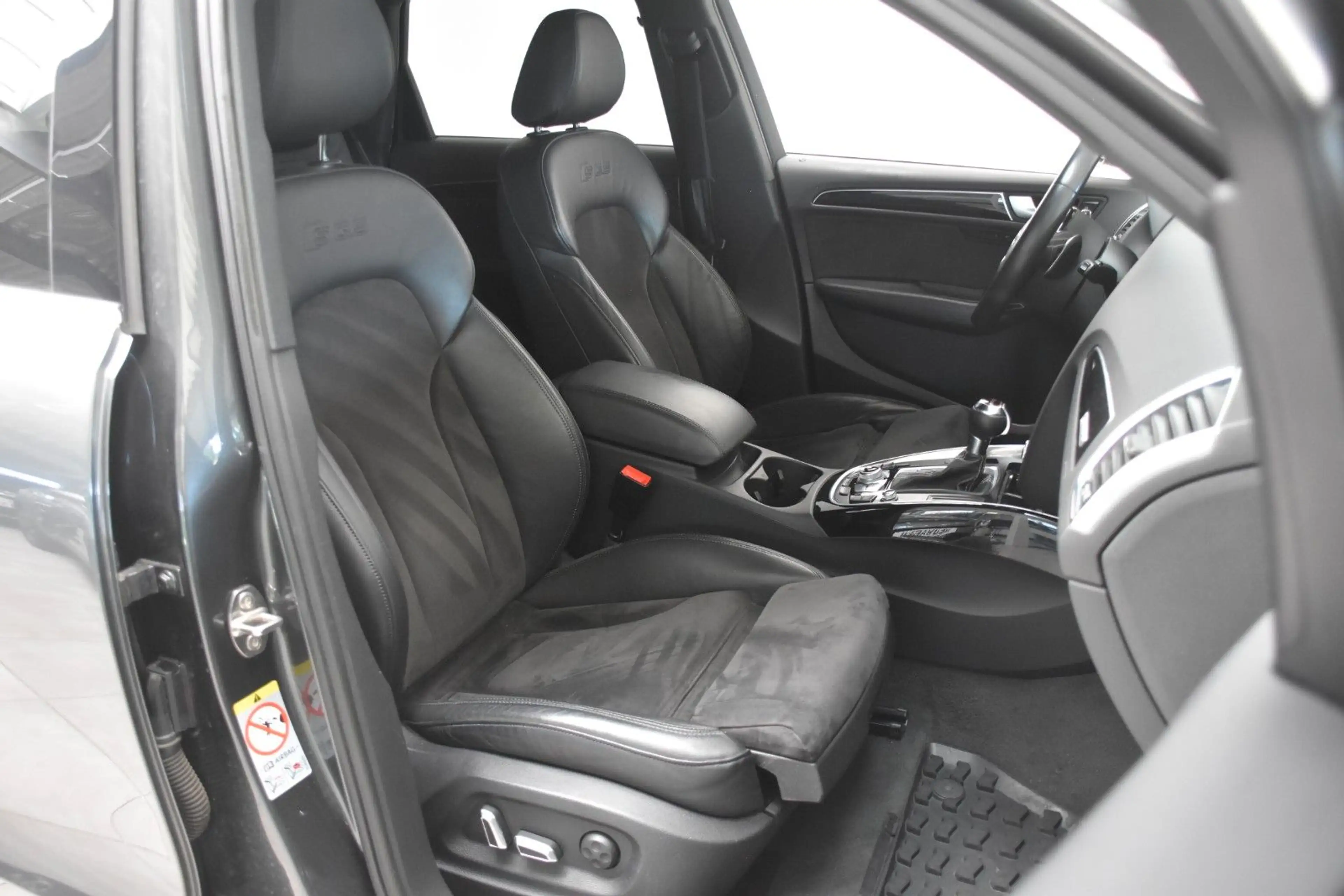 Audi SQ5 3.0 TDI quattro 1.Hd Alcantara Navi Standhzg — photo 13