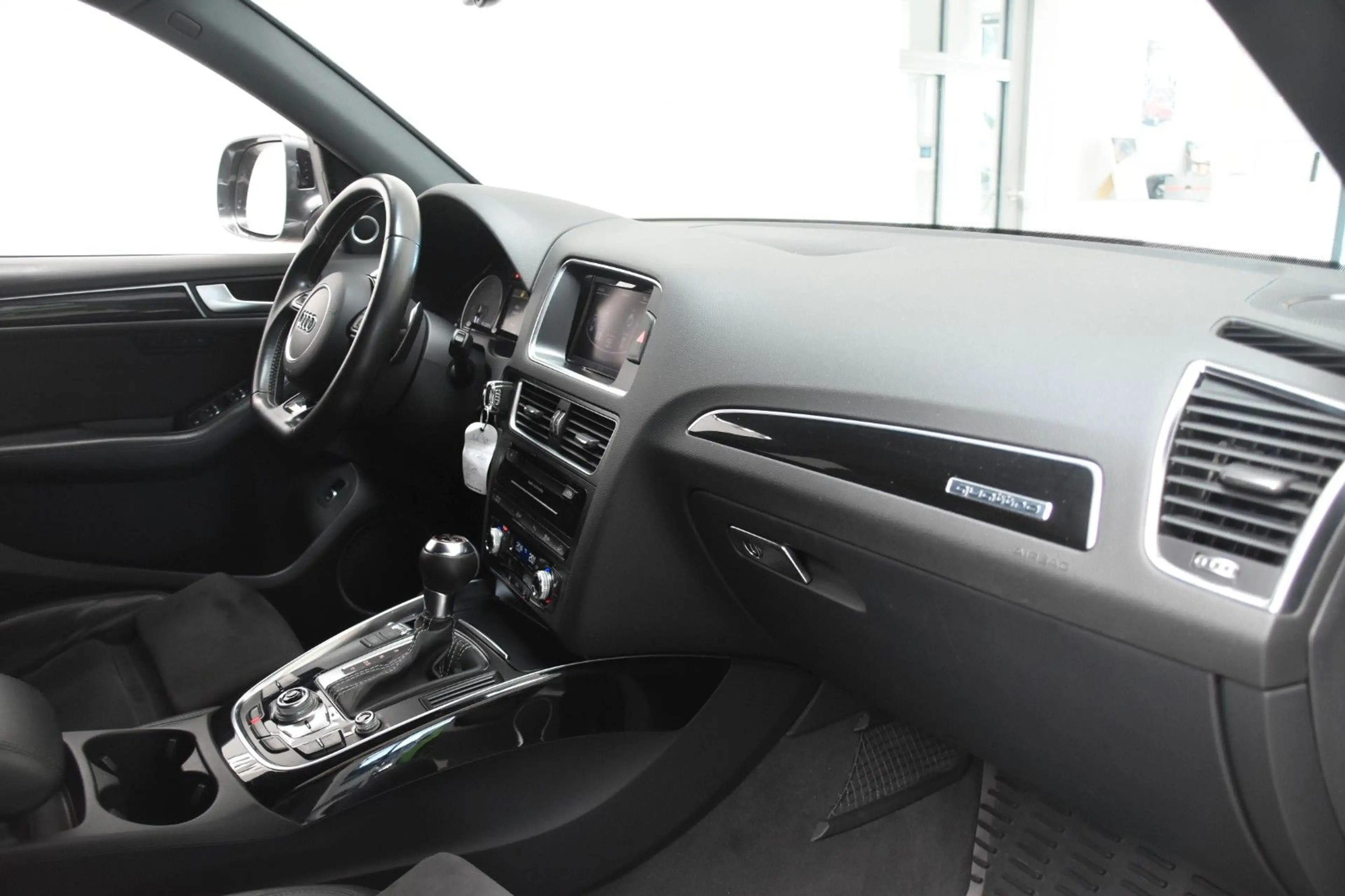 Audi SQ5 3.0 TDI quattro 1.Hd Alcantara Navi Standhzg — photo 14