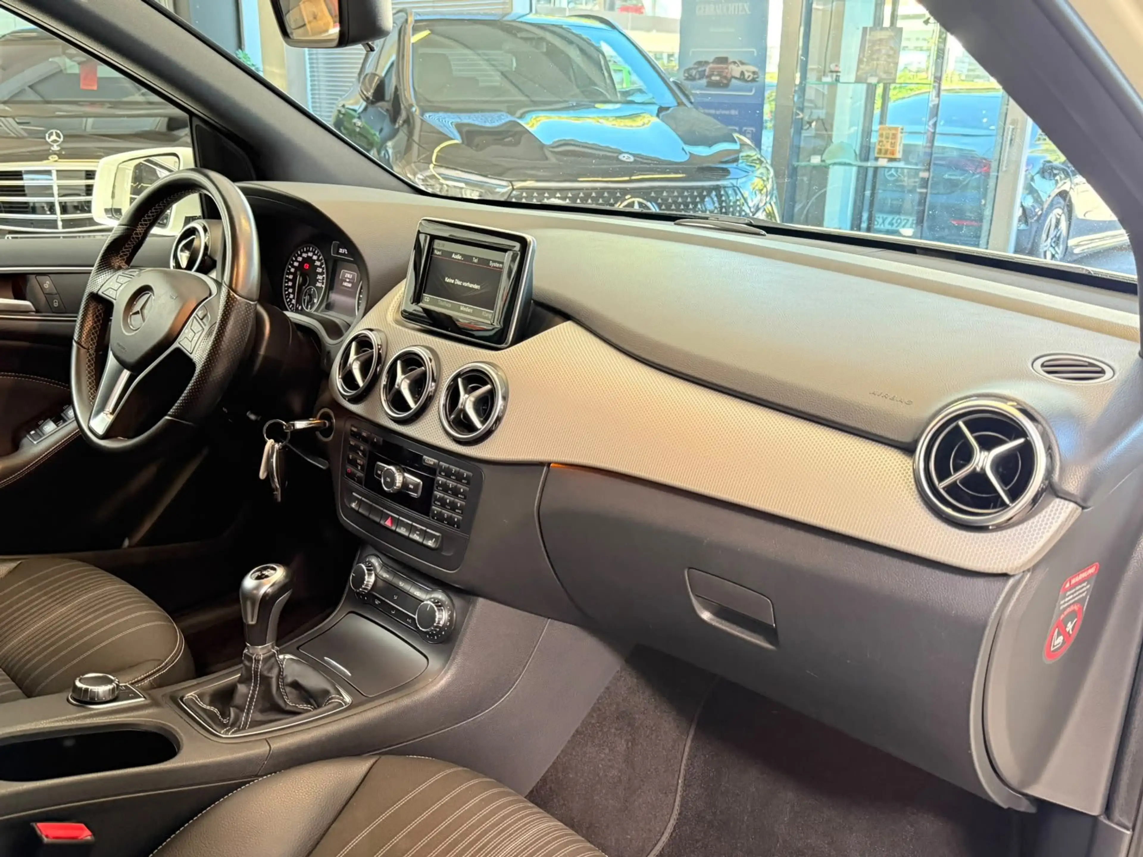 Mercedes-Benz B 180 CDI BIXENON+AHK+KAMERA+SITZHZ+KLIMA+PTS — photo 11