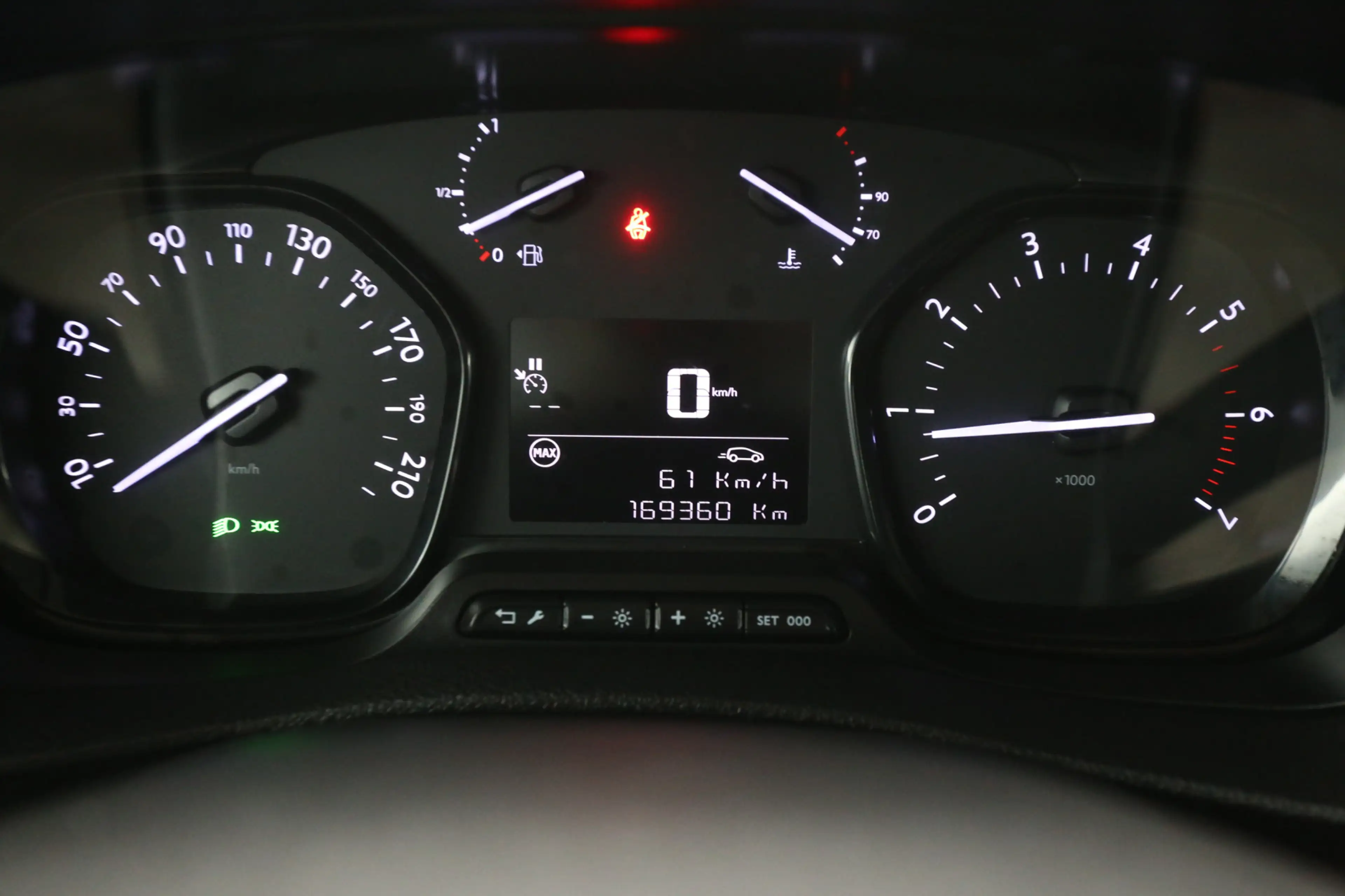 Peugeot Expert 2.0 BlueHDI L2H1 | Airco | Cruise | 3 Zits | Camer — photo 13