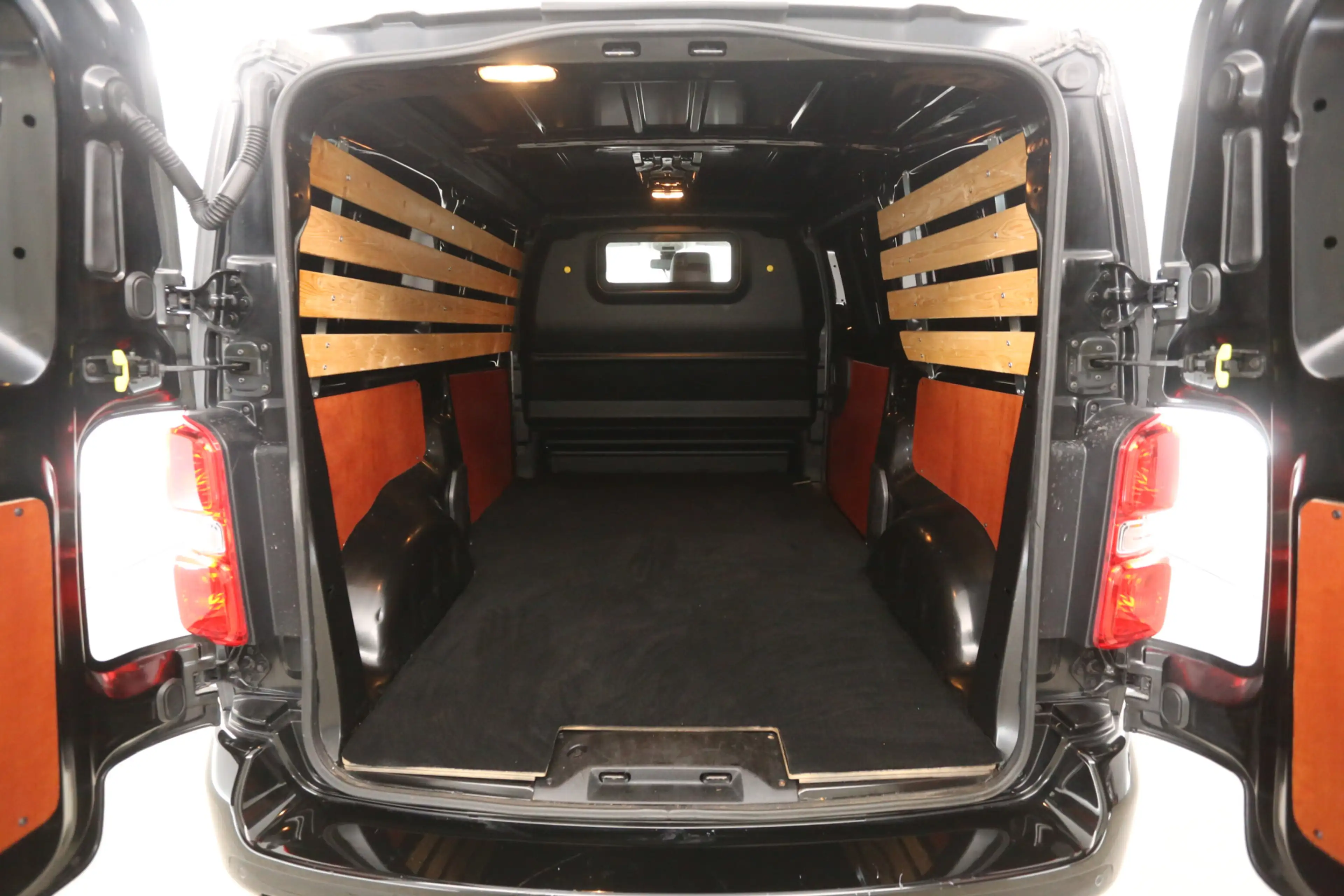 Peugeot Expert 2.0 BlueHDI L2H1 | Airco | Cruise | 3 Zits | Camer — photo 3