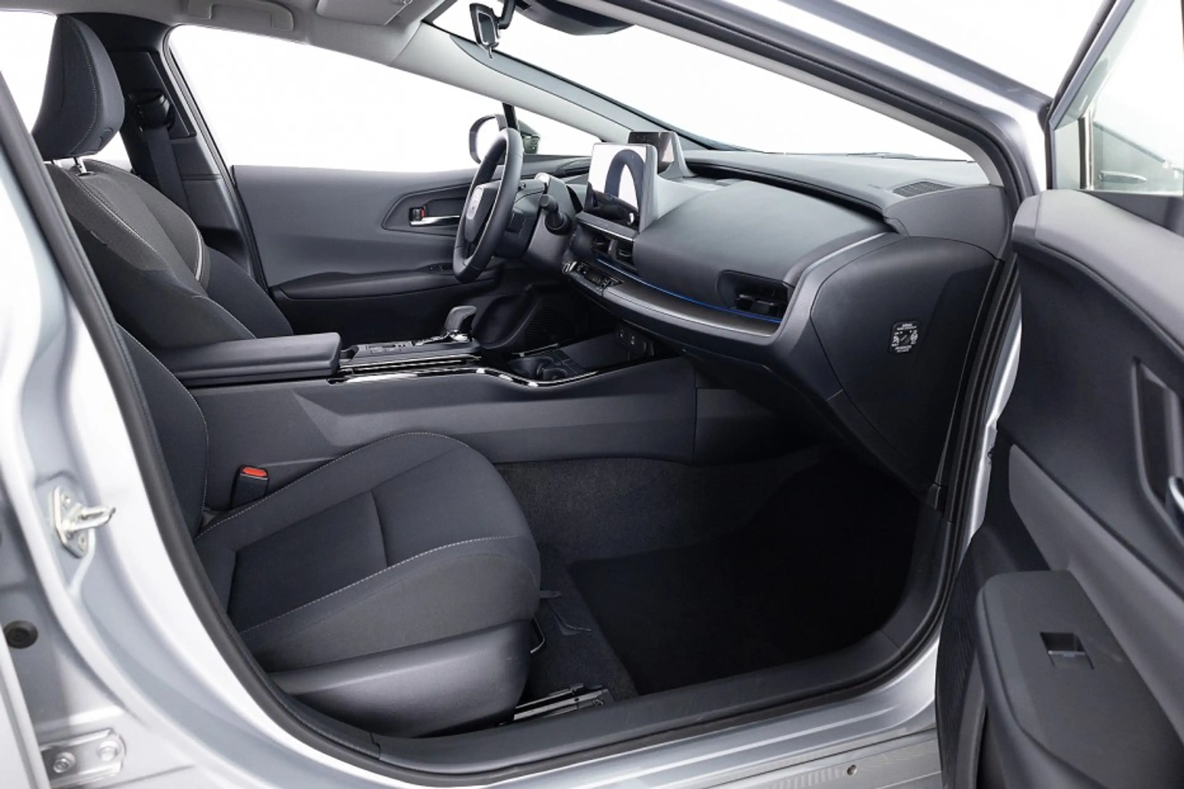 Toyota Prius 2.0 Plug-in Comfort | NAVI | ECC | Stoelverwarming — photo 8