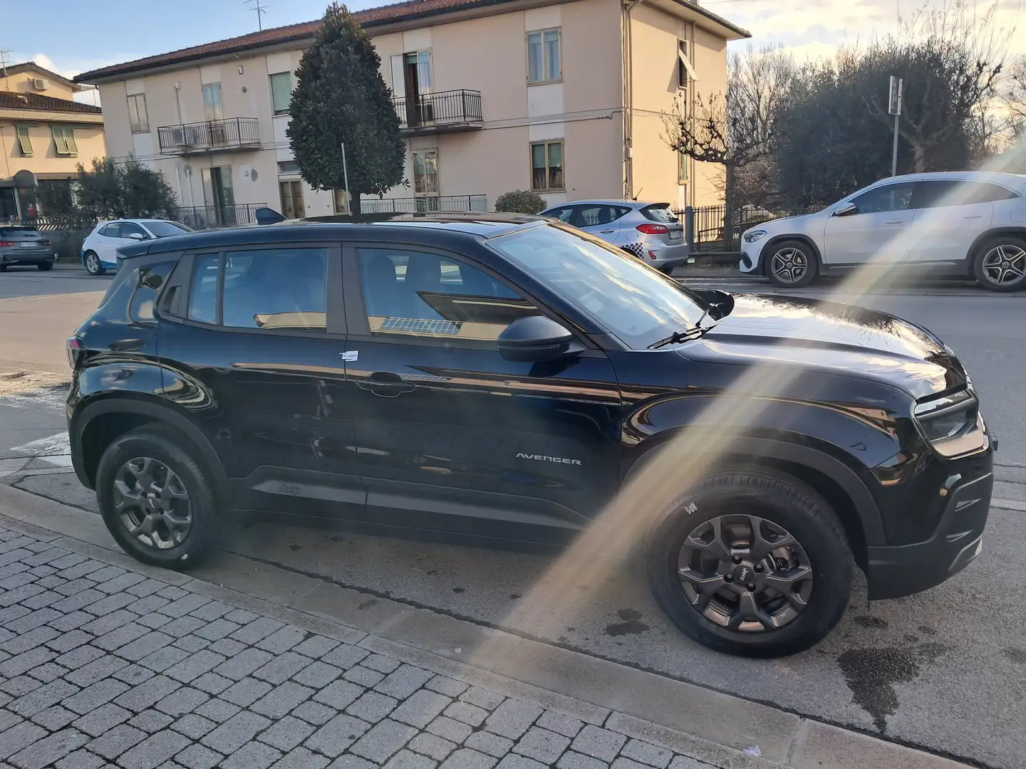 Jeep Avenger 1.2 turbo e-hybrid Longitude fwd 100cv edct6 Nero - 2