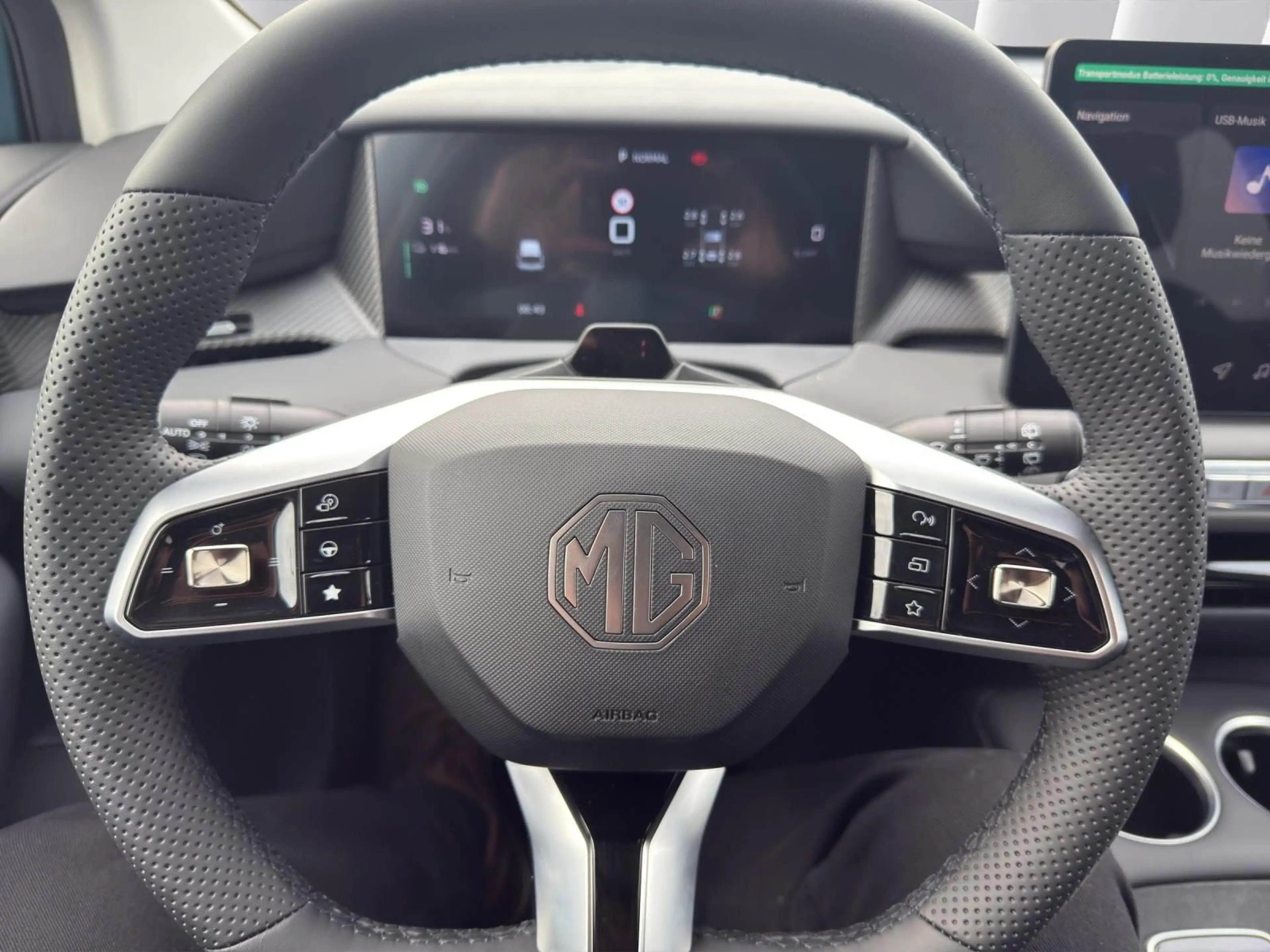 MG MG4 EV MY26 64kw/h Premium 452km Reichweite WLTP — photo 9