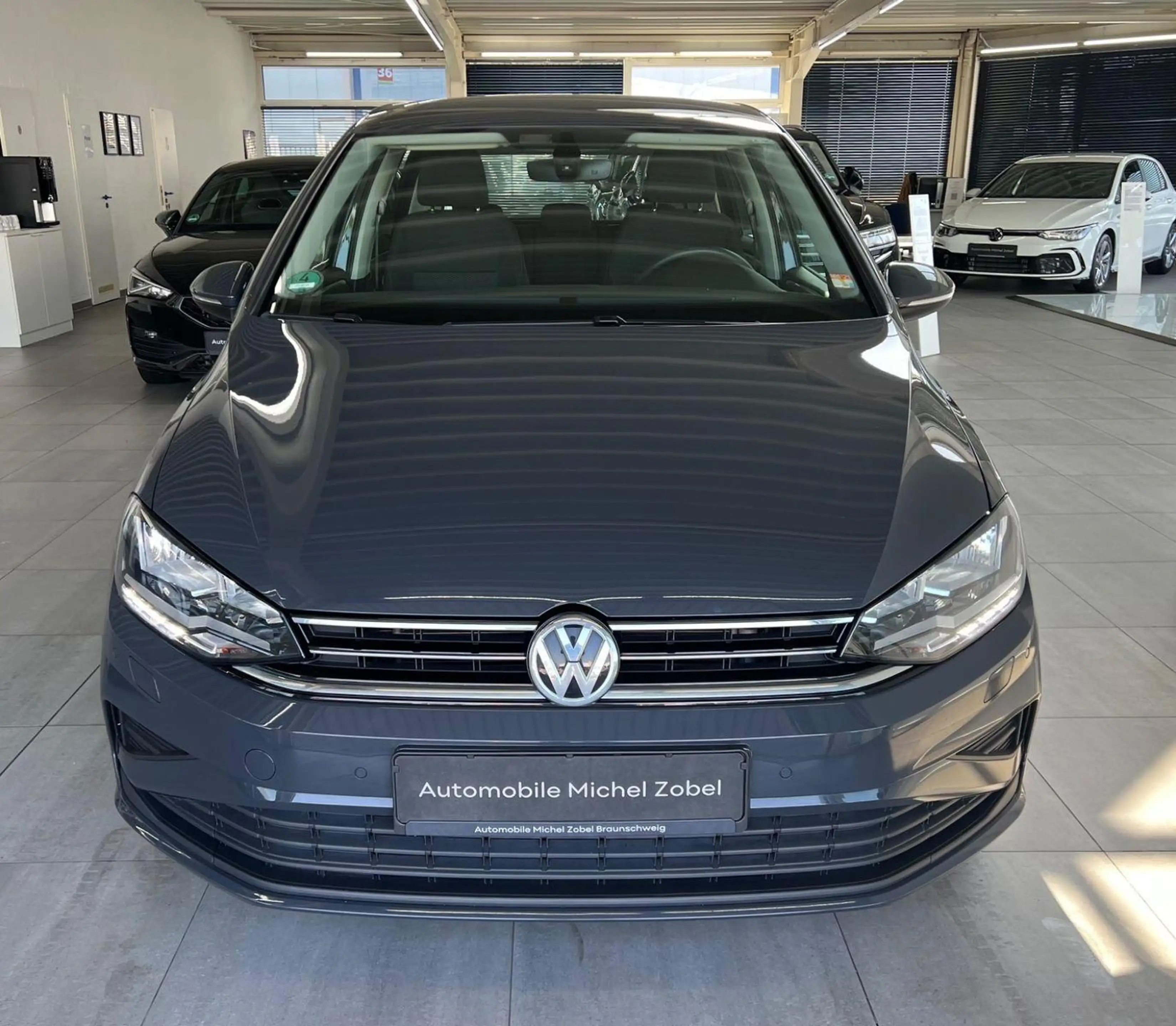 Volkswagen Golf Sportsvan Golf*Sportsvan*Sitzhz*Tempomat*Kamera*AHK*LED* — photo 14