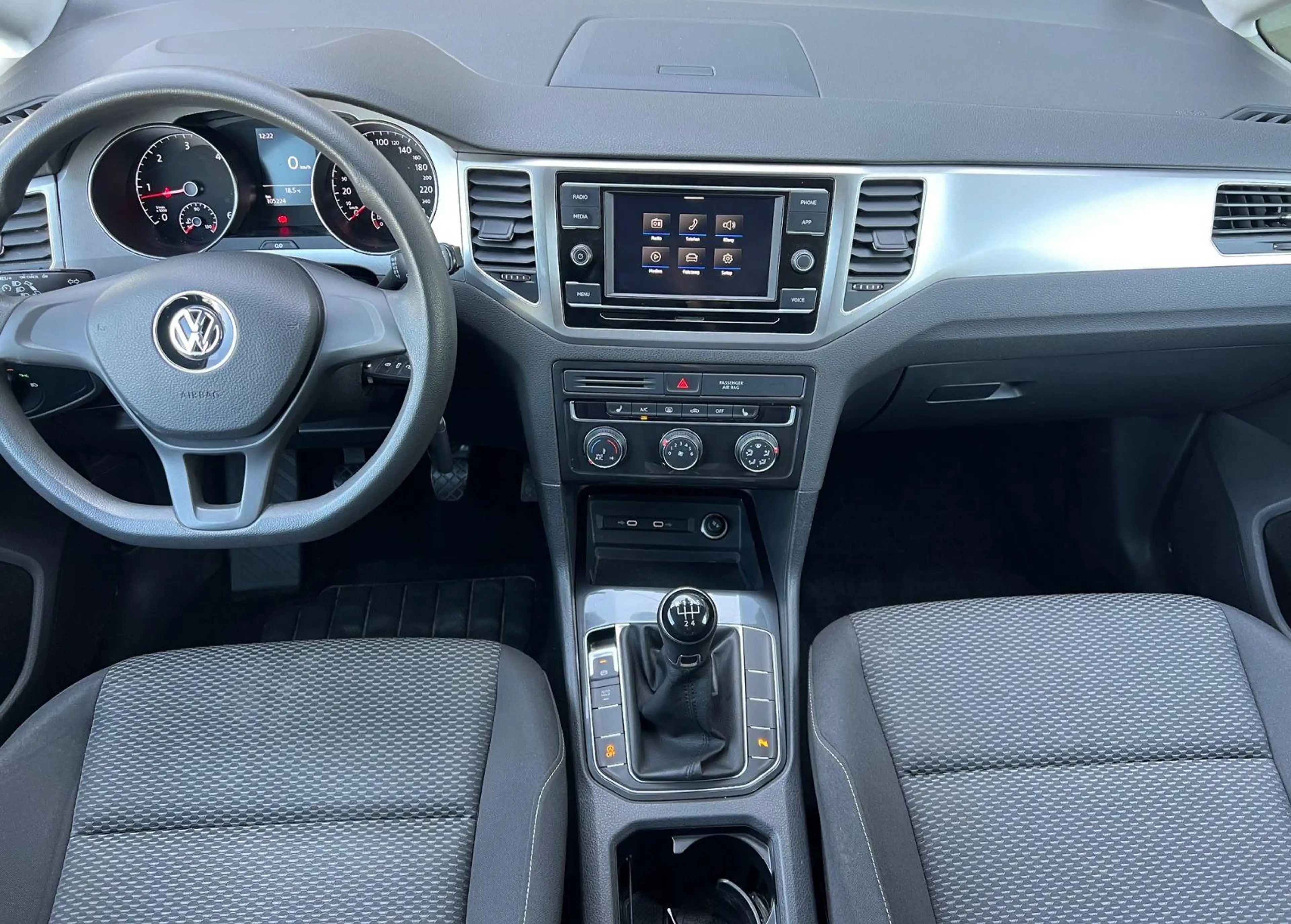 Volkswagen Golf Sportsvan Golf*Sportsvan*Sitzhz*Tempomat*Kamera*AHK*LED* — photo 5