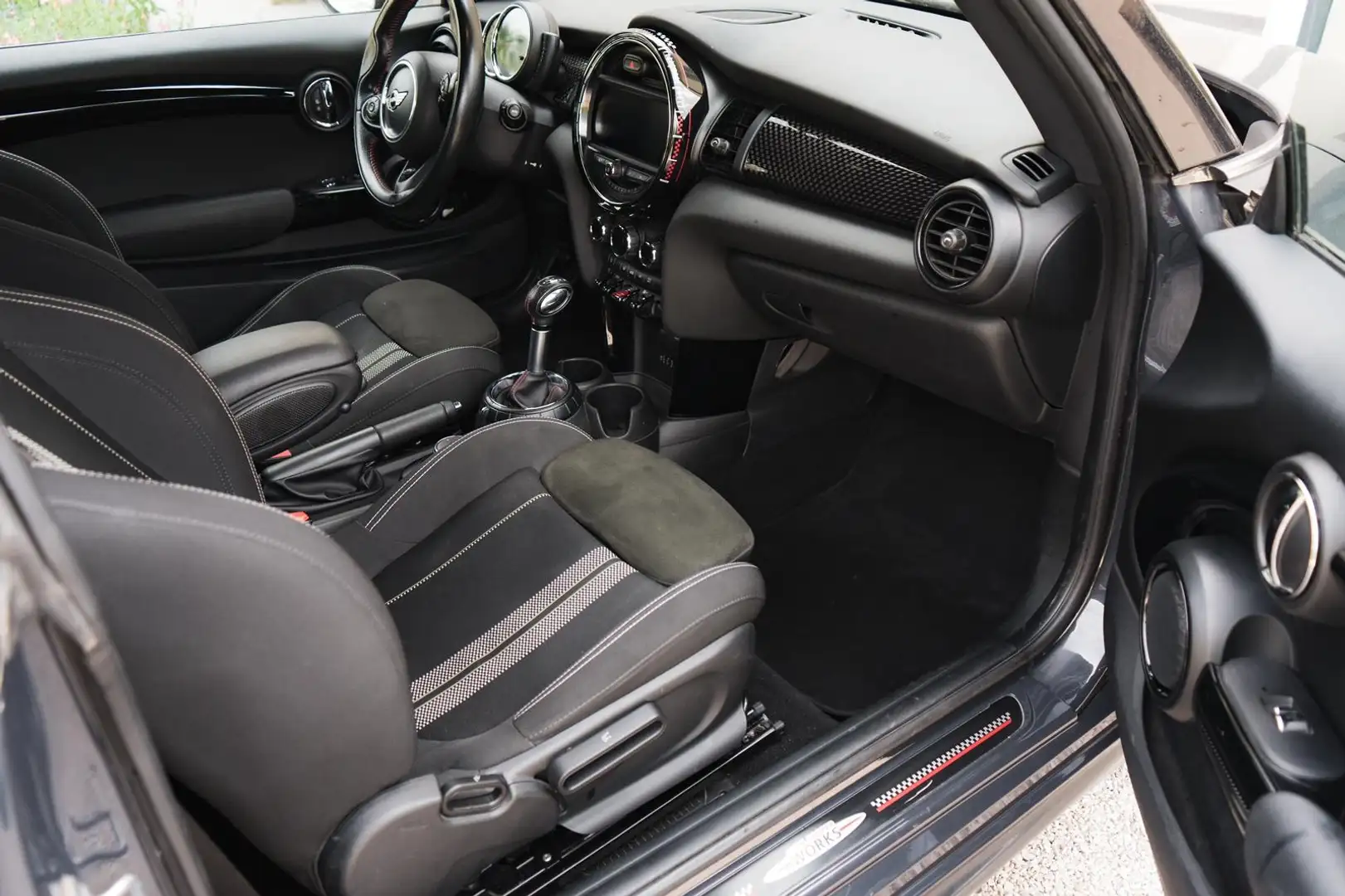 MINI John Cooper Works Mini 2.0 John Cooper Works 3p auto Szürke - 2