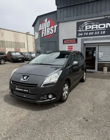 Peugeot 5008 7 PLACES 1.6 HDI 115cv