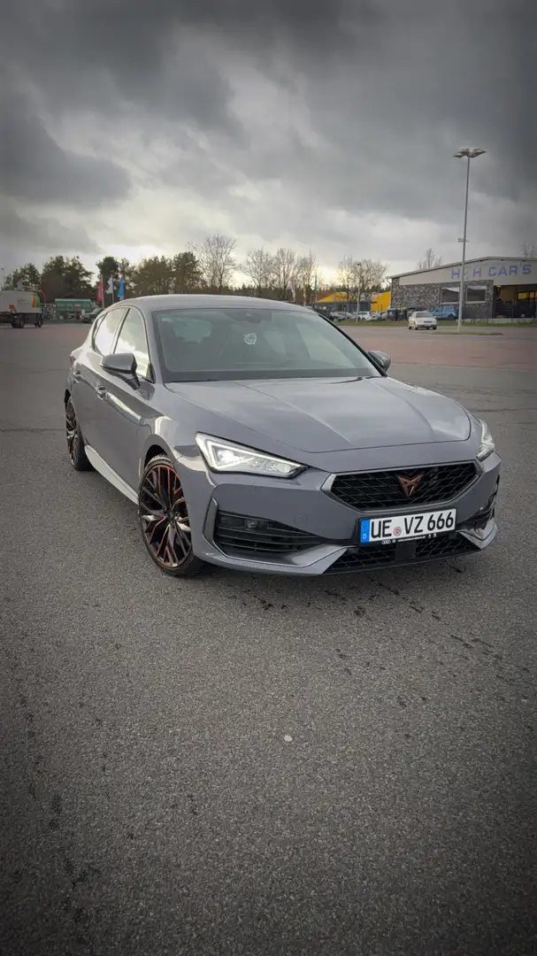 CUPRA Leon VZ 2.0 TSI Grau - 2